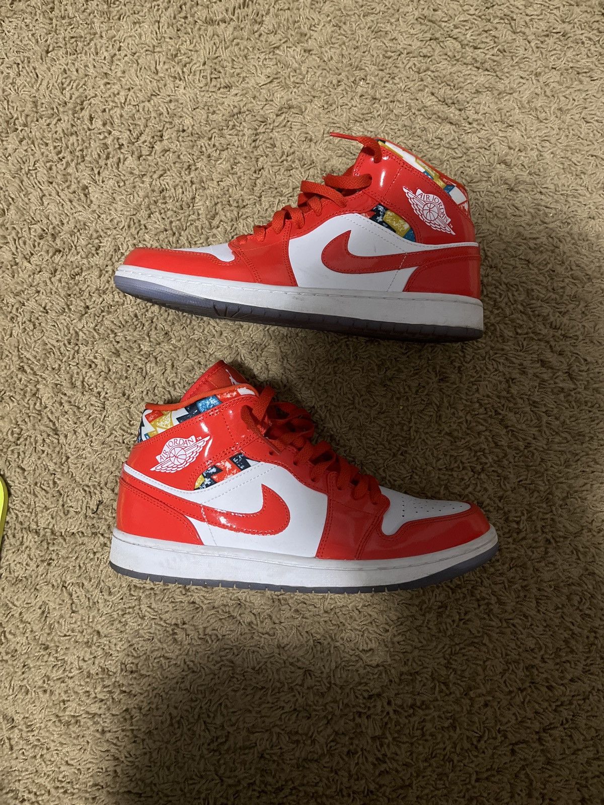 image of Air Jordan 1 Chile Red Mid Shoes, Men's (Size 10)