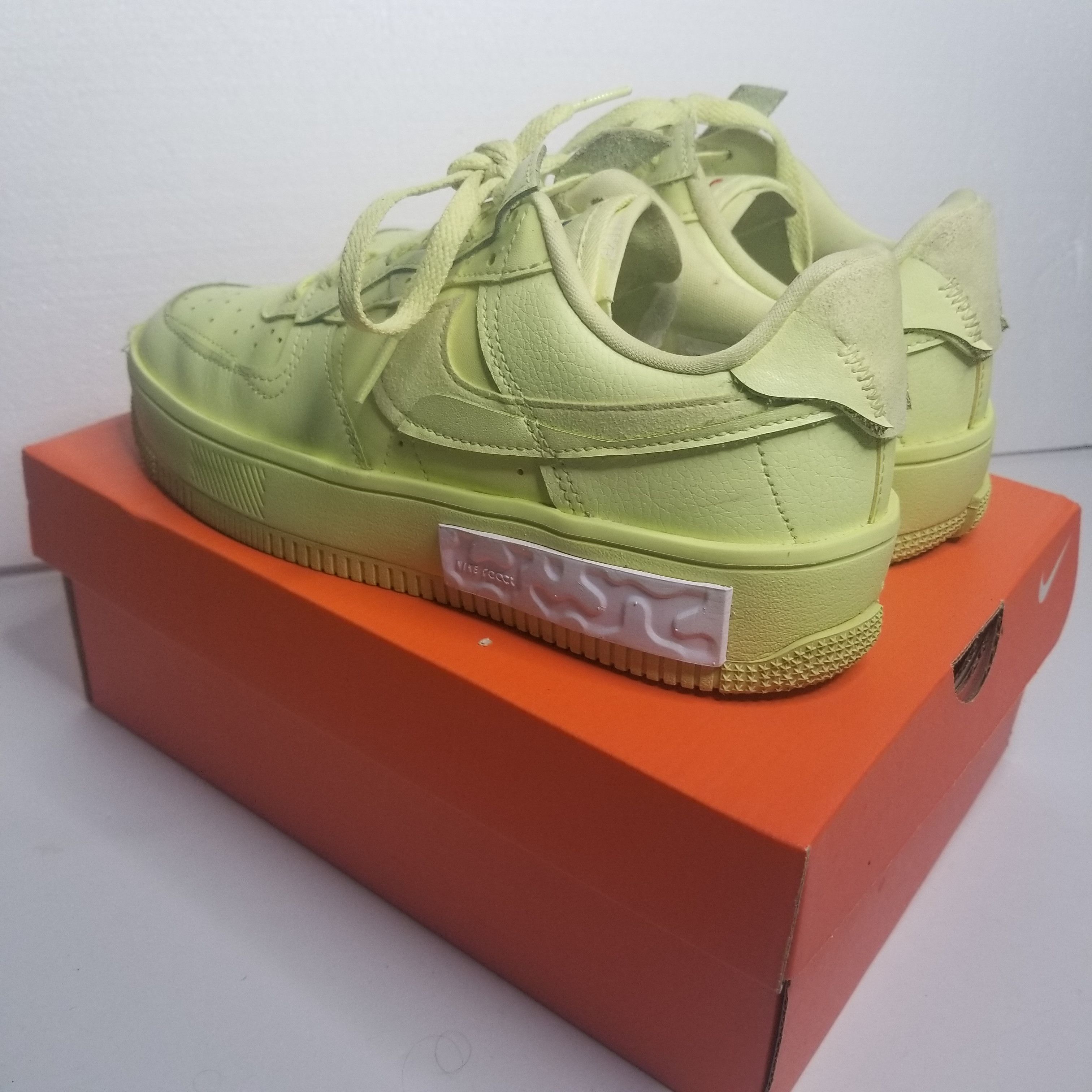 Nike Nike Air Force 1 Fontanka Yellow Strike W Size US 8 / IT 38 - 2 Thumbnail