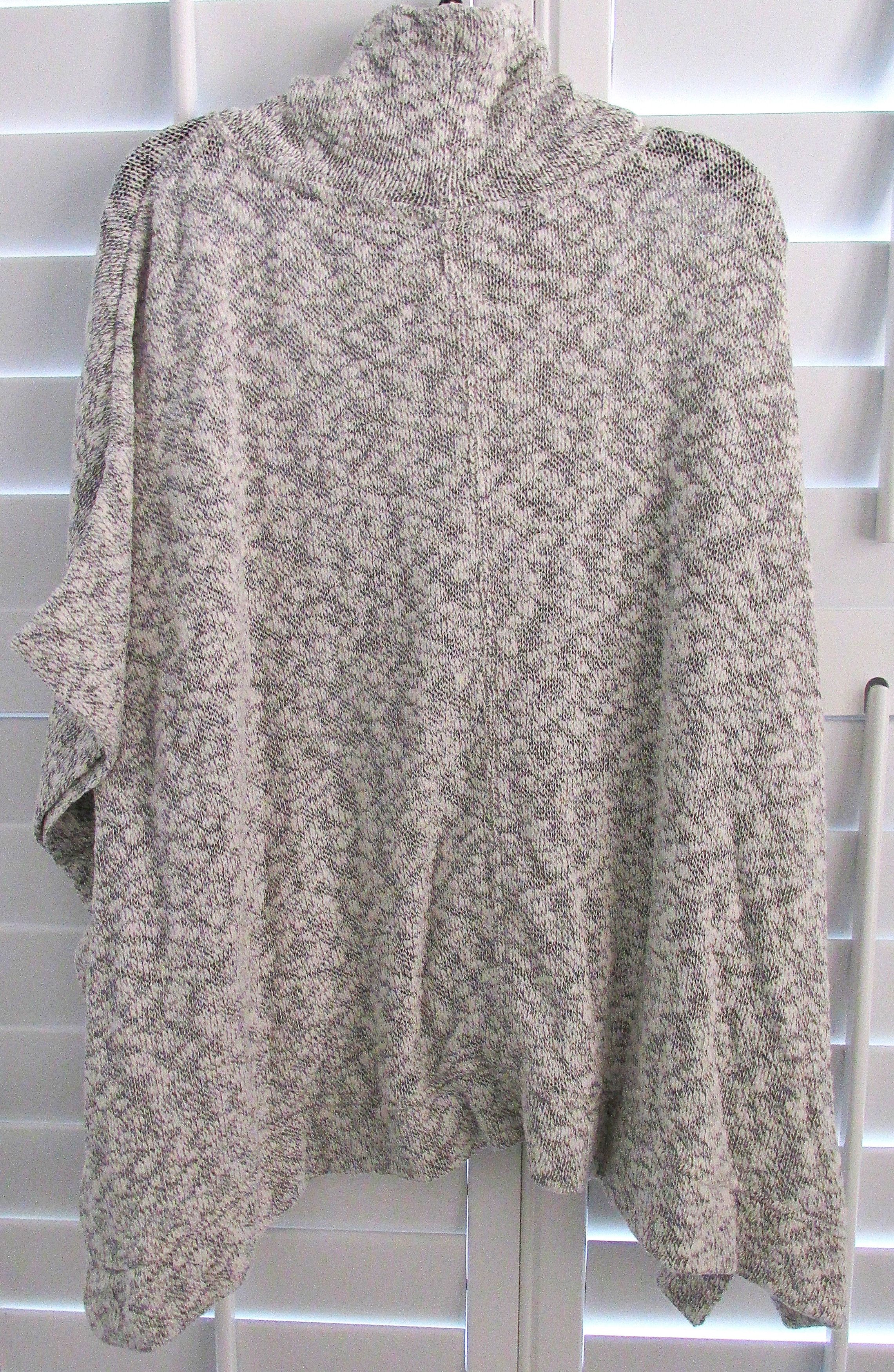 Lou & Grey Lou & Grey (NWT) Knit Poncho Sweater/Top Size Medium Size M / US 6-8 / IT 42-44 - 7 Thumbnail