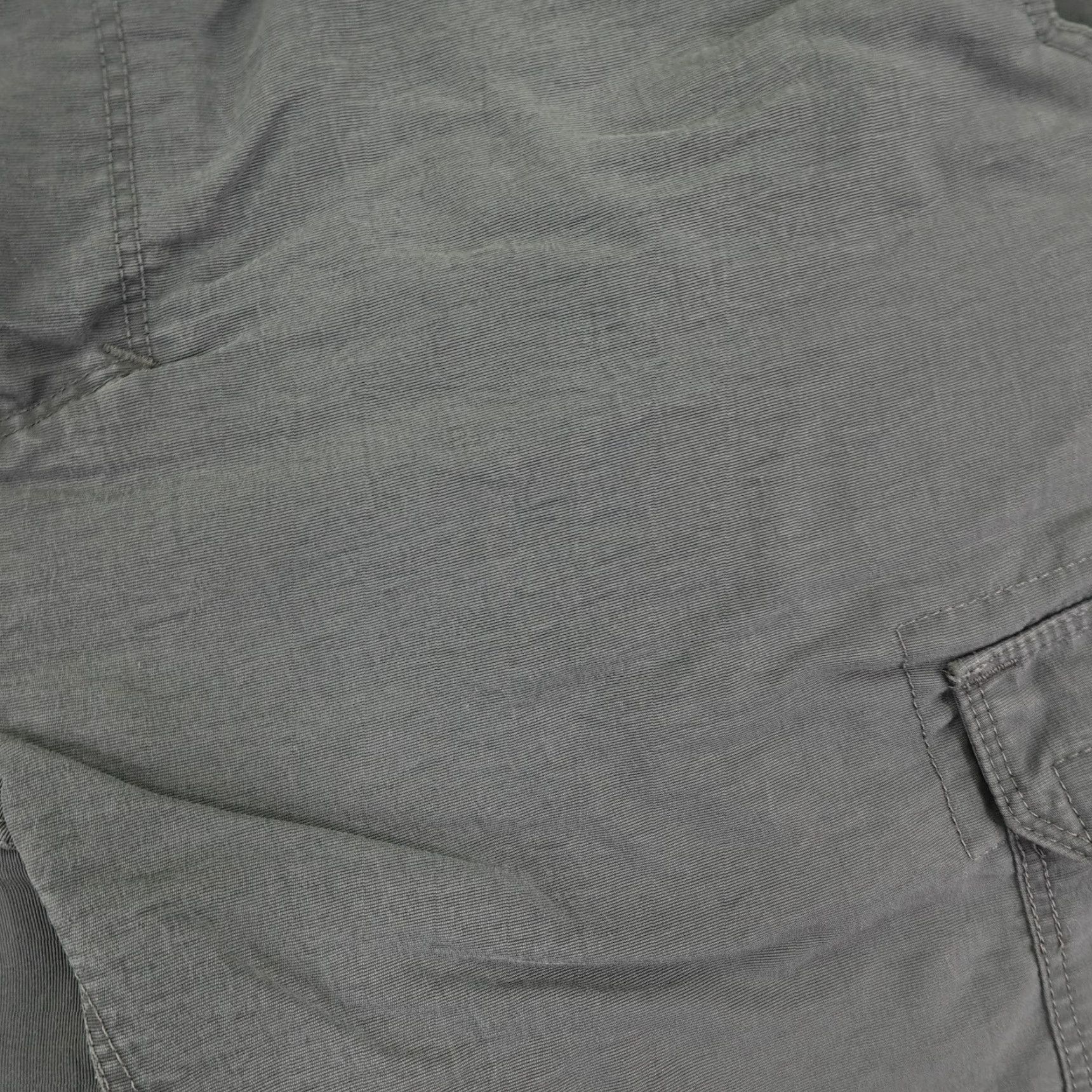 The North Face The North Face Shorts Mens Small Gray Cargo Nylon Hiking Outdoors Size US 28 / EU 44 - 2 Thumbnail
