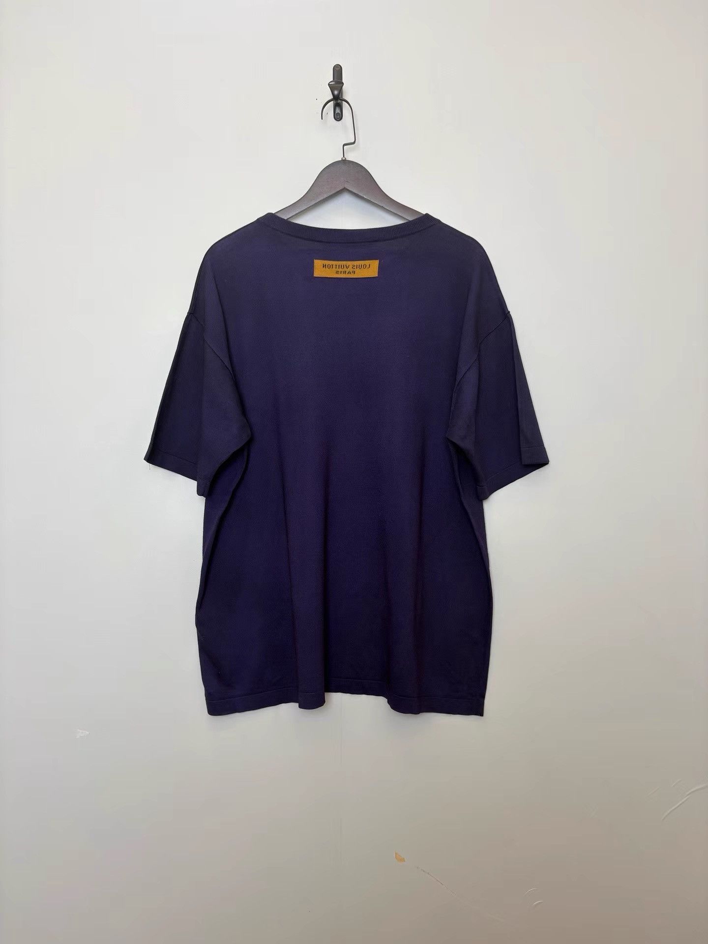 Louis Vuitton Louis Vuitton Artistic Logo Embroidered Knit T-shirt K36 Size US XL / EU 56 / 4 - 2 Thumbnail
