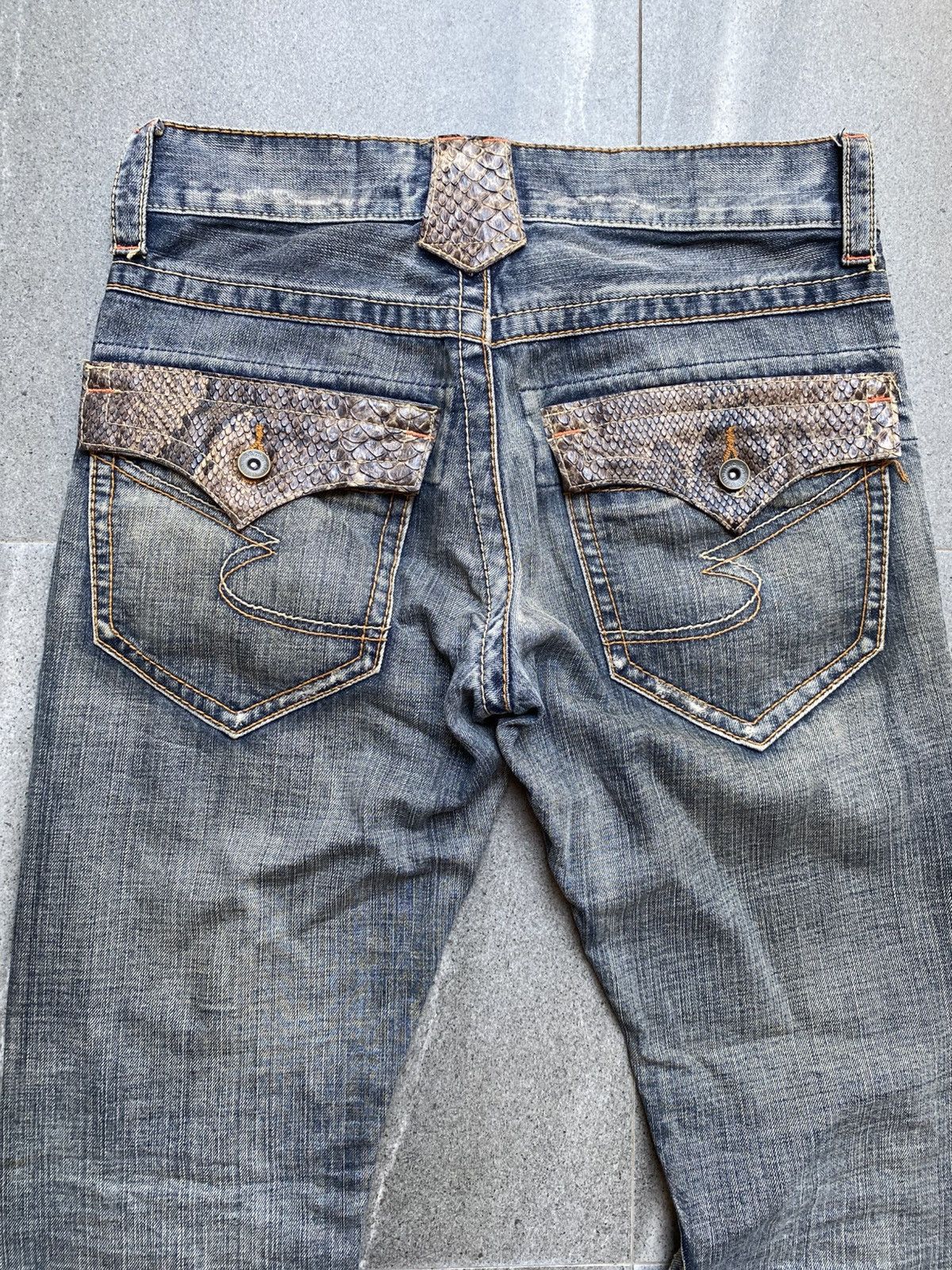 Tornado Mart Semantic Design Python Detail Distressed Bootcut Denim Jeans Size US 32 / EU 48 - 3 Thumbnail