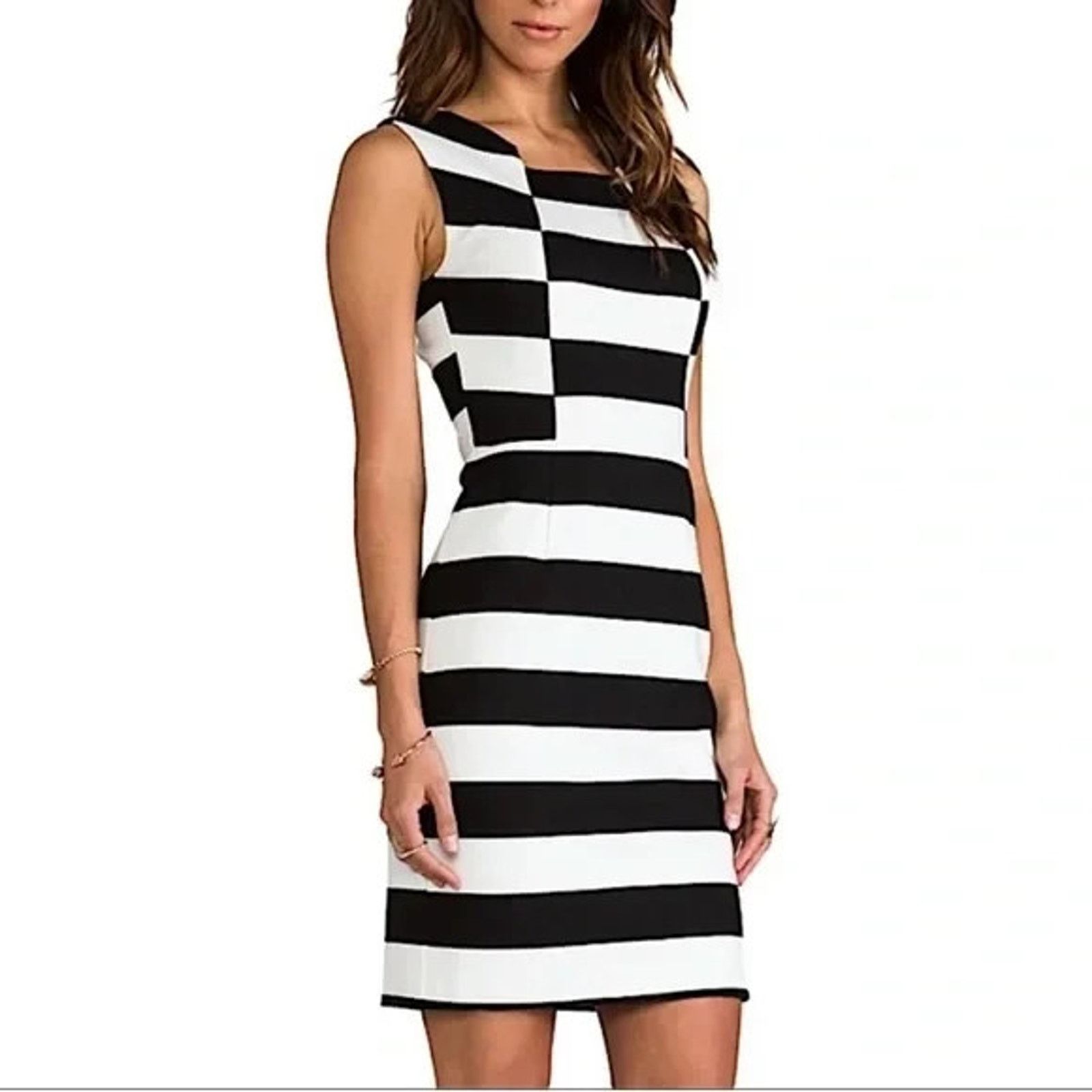 Trina Turk TRINA TURK BLACK & WHITE STRIPED GEO BODY CON DRESS SZ 4 Size S / US 4 / IT 40 - 4 Thumbnail