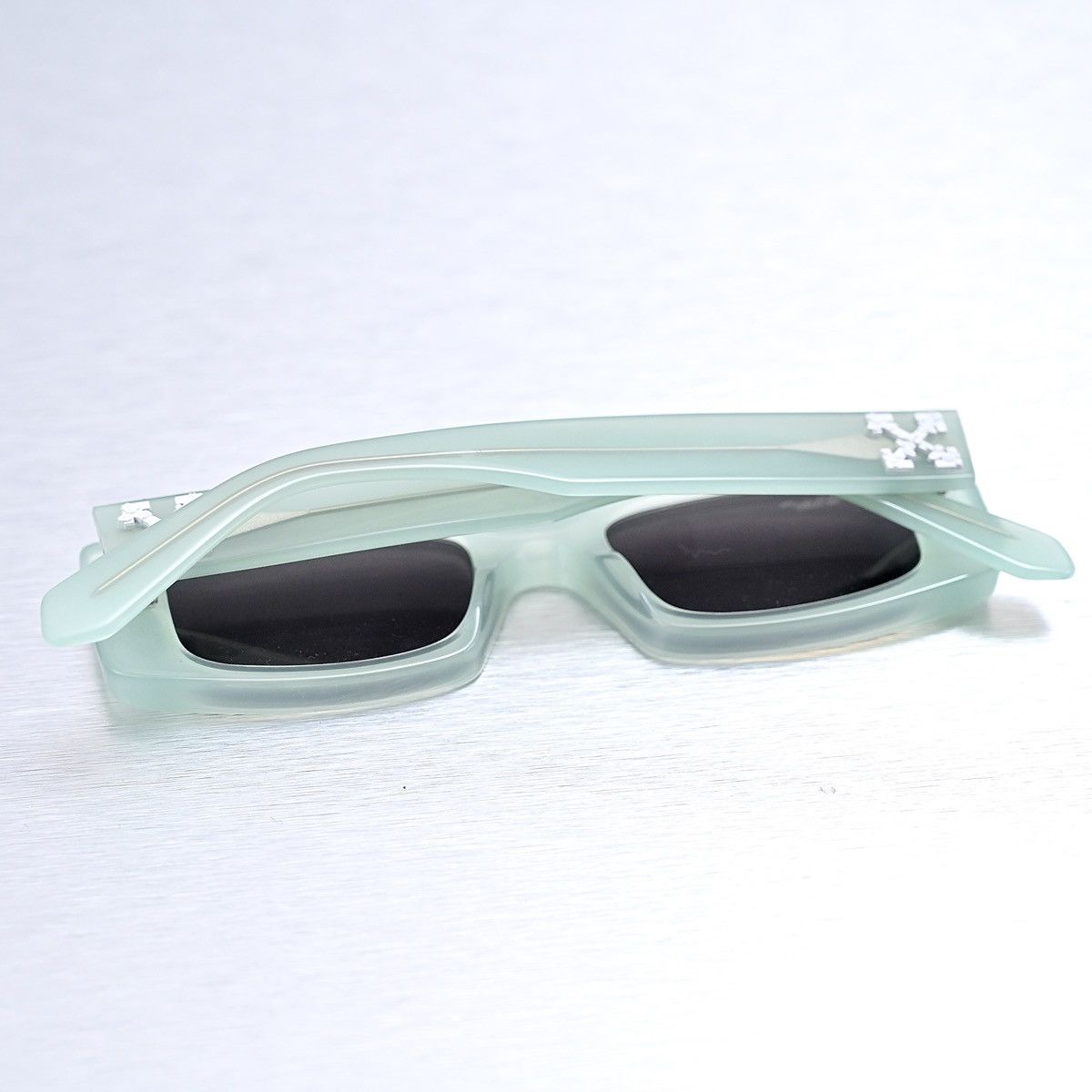 Off-White OFF WHITE ARTHUR SUNGLASSES Size ONE SIZE - 11 Thumbnail
