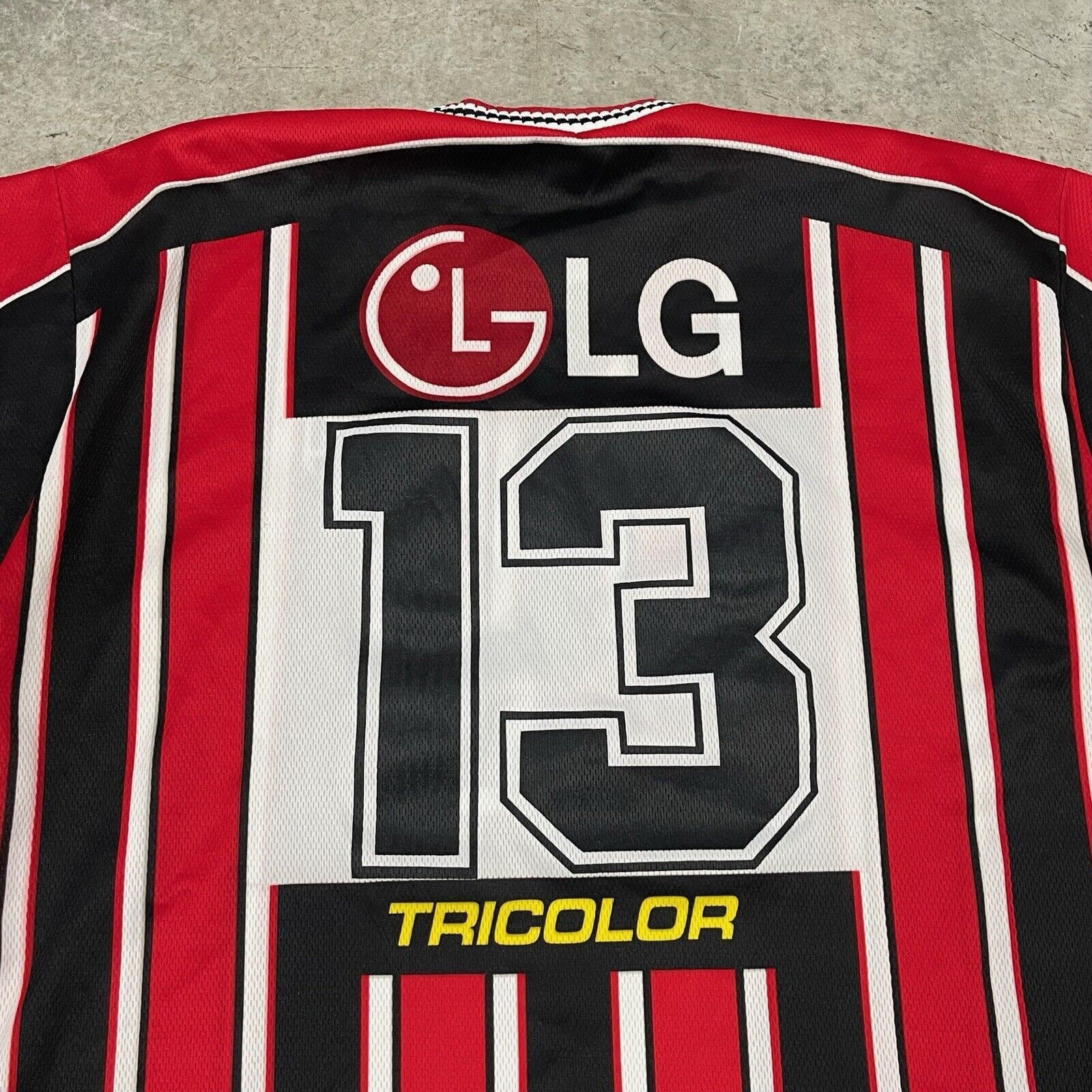 Vintage Vintage 90s Sao Paulo Football Club Soccer Jersey Size Large Size US L / EU 52-54 / 3 - 6 Thumbnail
