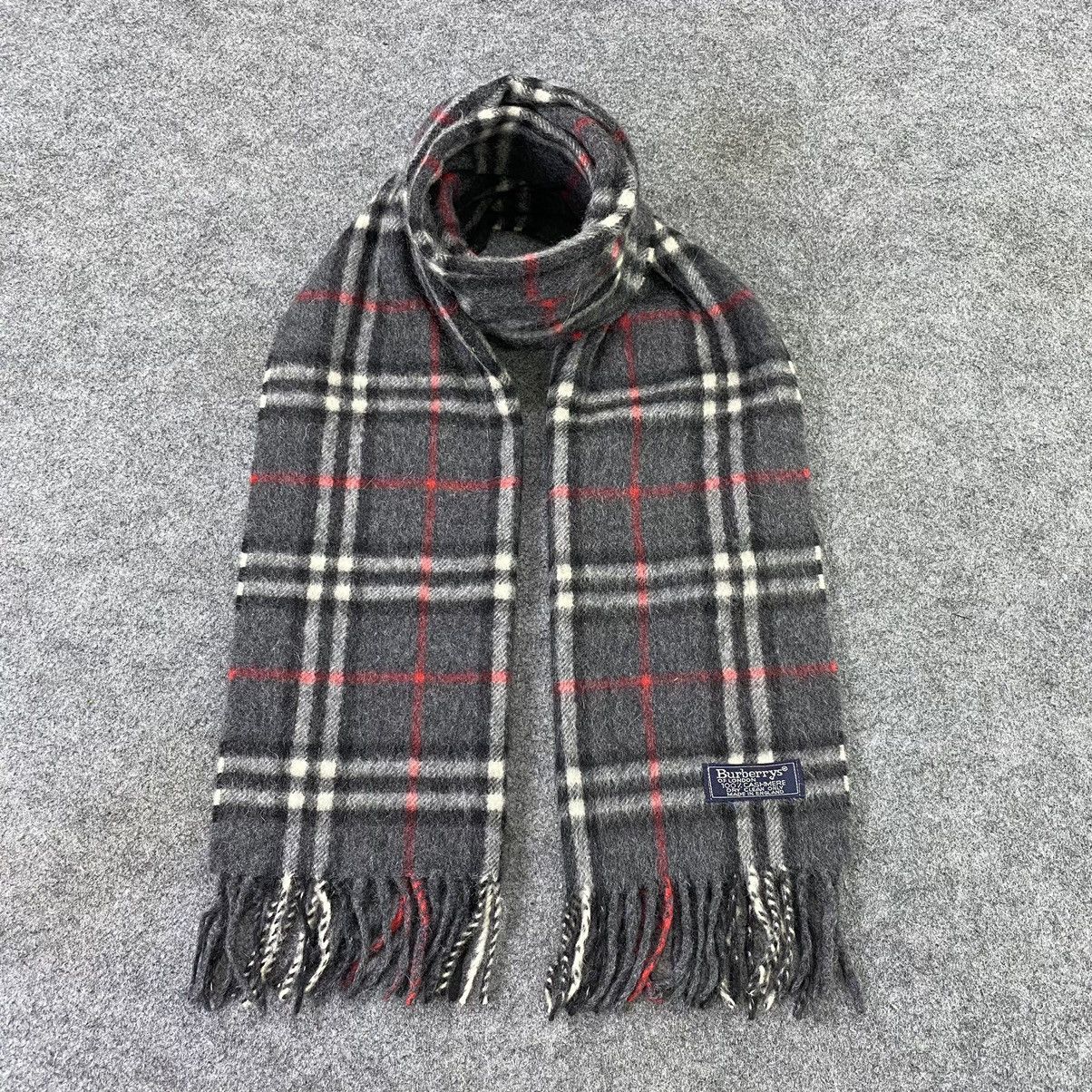 Burberry Cashmere Muffler / Scarf / Neckwear-K058
