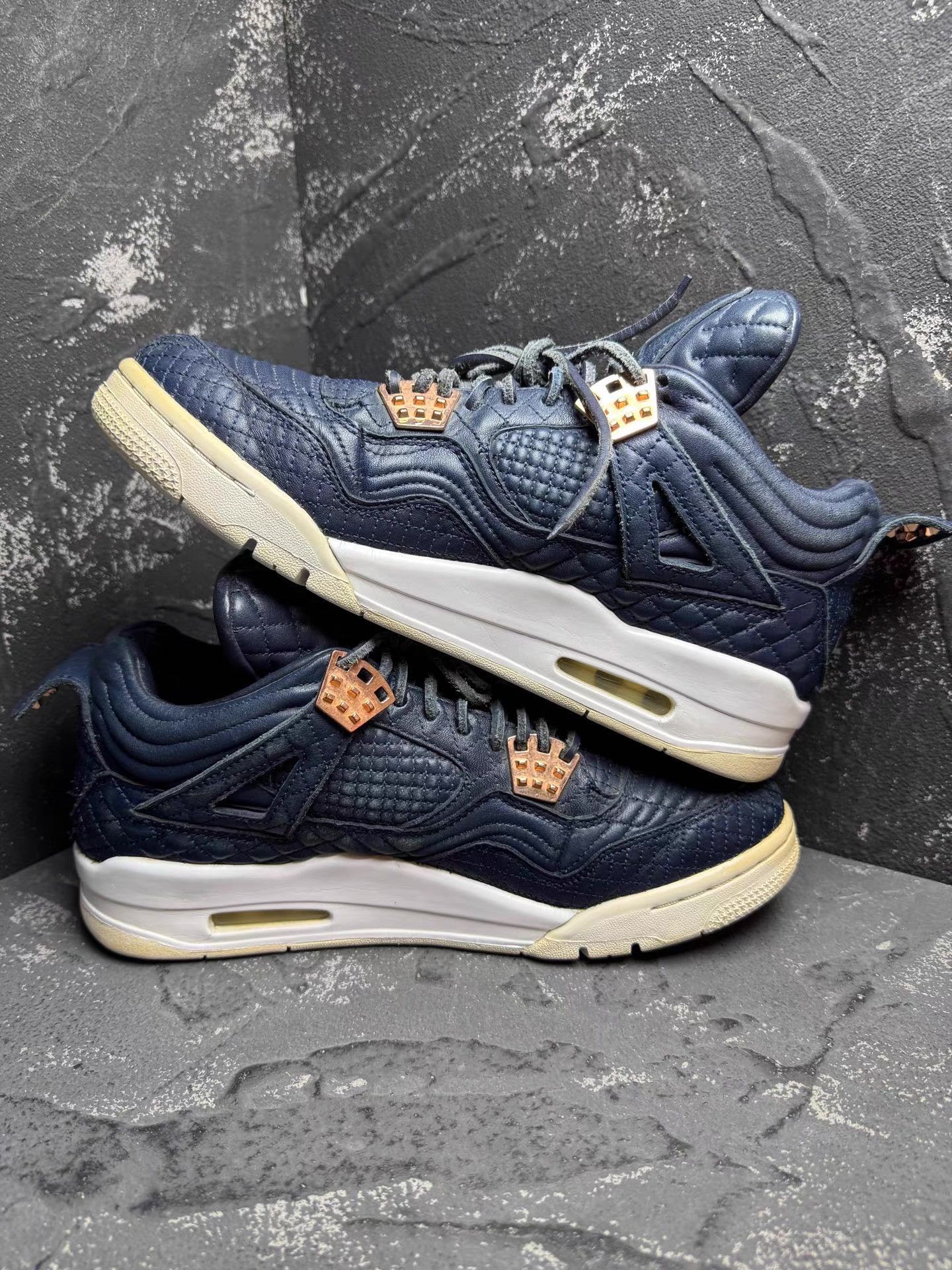 Nike Air Jordan 4 Retro Navy Retro Q10 Size US 9 / EU 42 - 5 Thumbnail