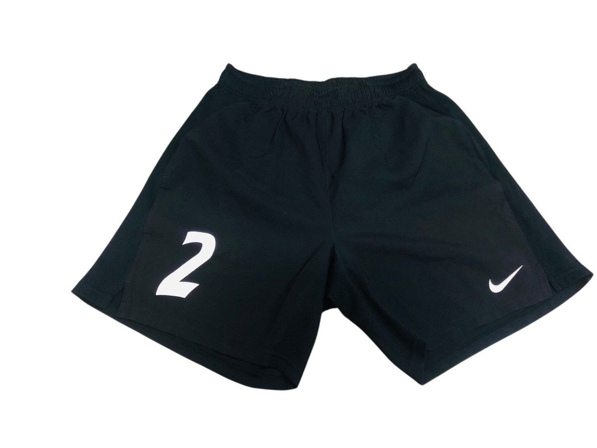 Nike Nike shorts number 2 Size US 30 / EU 46 - 1 Thumbnail