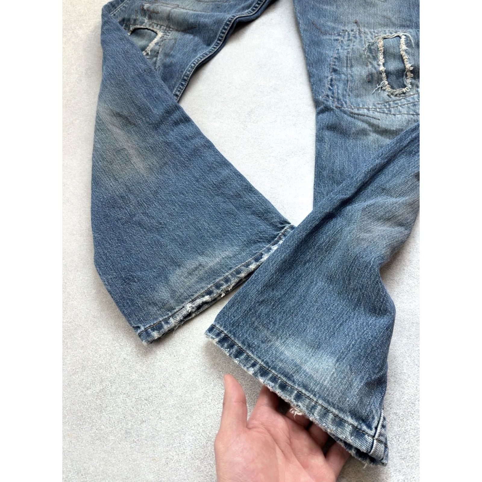 Levi's VINTAGE Levi's 501 Jeans Distressed Straight Men S 30 Blue Cotton 90s Streetwear Logo USA London Hip Hop City Luxury Casual Jeans Men Size US 29 - 6 Thumbnail