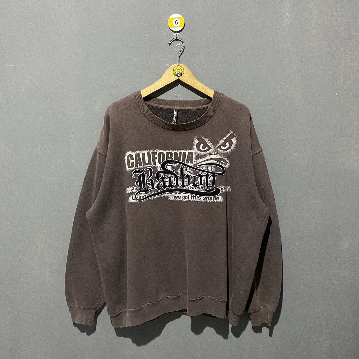 Vintage 2000s Y2K Badboy sweatershirt dark brown sunfaded Size US XL / EU 56 / 4 - 1 Thumbnail
