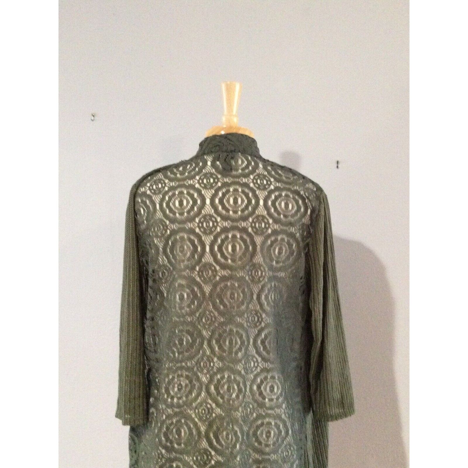 Chicos Chicos Travelers Green Crochet Jacket 3/4 Sleeve 1/M Size M / US 6-8 / IT 42-44 - 10 Thumbnail
