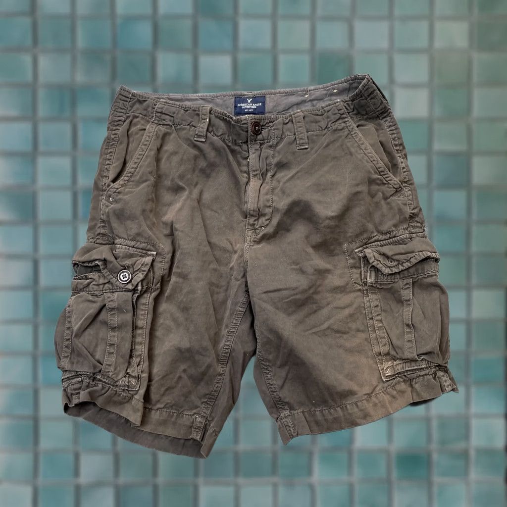 American Eagle Outfitters VINTAGE American Eagle Outfitters Cargo Shorts Mens 33 Brown Cotton Utility Y2K Fade Size US 34 / EU 50 - 1 Thumbnail