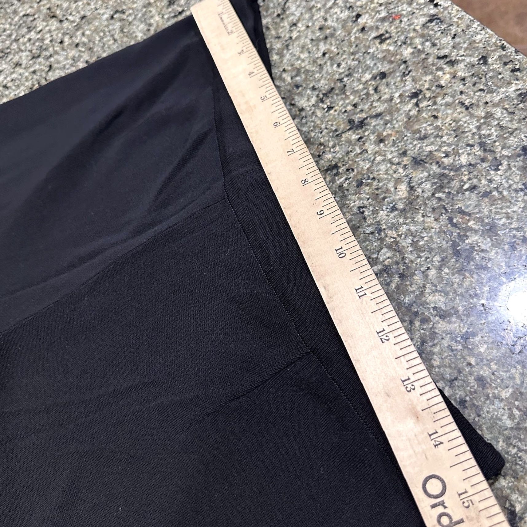 Vintage Misook Petite Pants S Black Knit Pull On Slit Hem Elastic Waist Minimalist Dress Pants Womens Slacks Straight Leg 22.5 Inseam High Rise Size 30" / US 8 / IT 44 - 4 Thumbnail