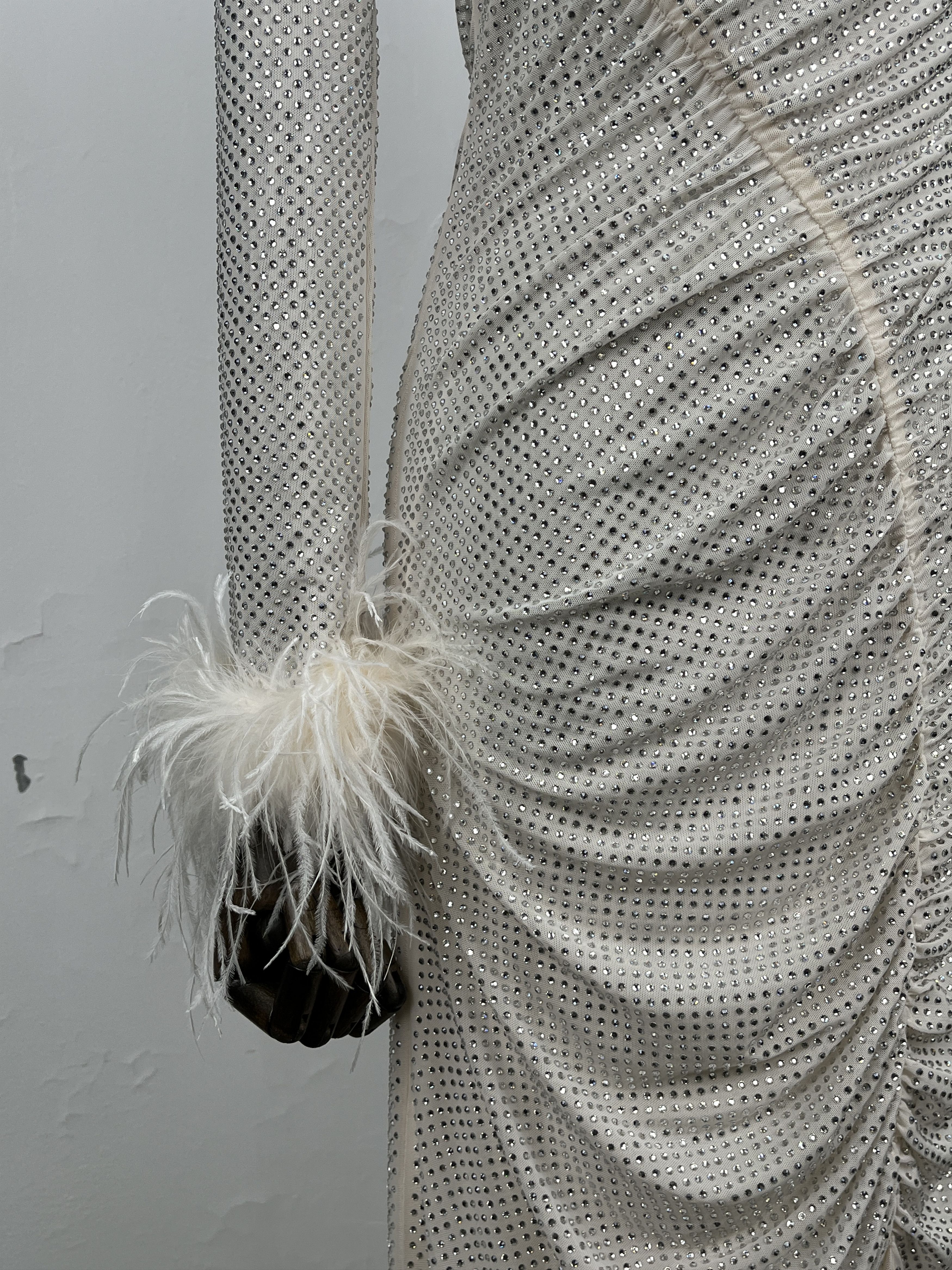 Self-Portrait Self-Portrait Cream Rhinestone Feather Midi Dress Size XS / US 0-2 / IT 36-38 - 5 Thumbnail