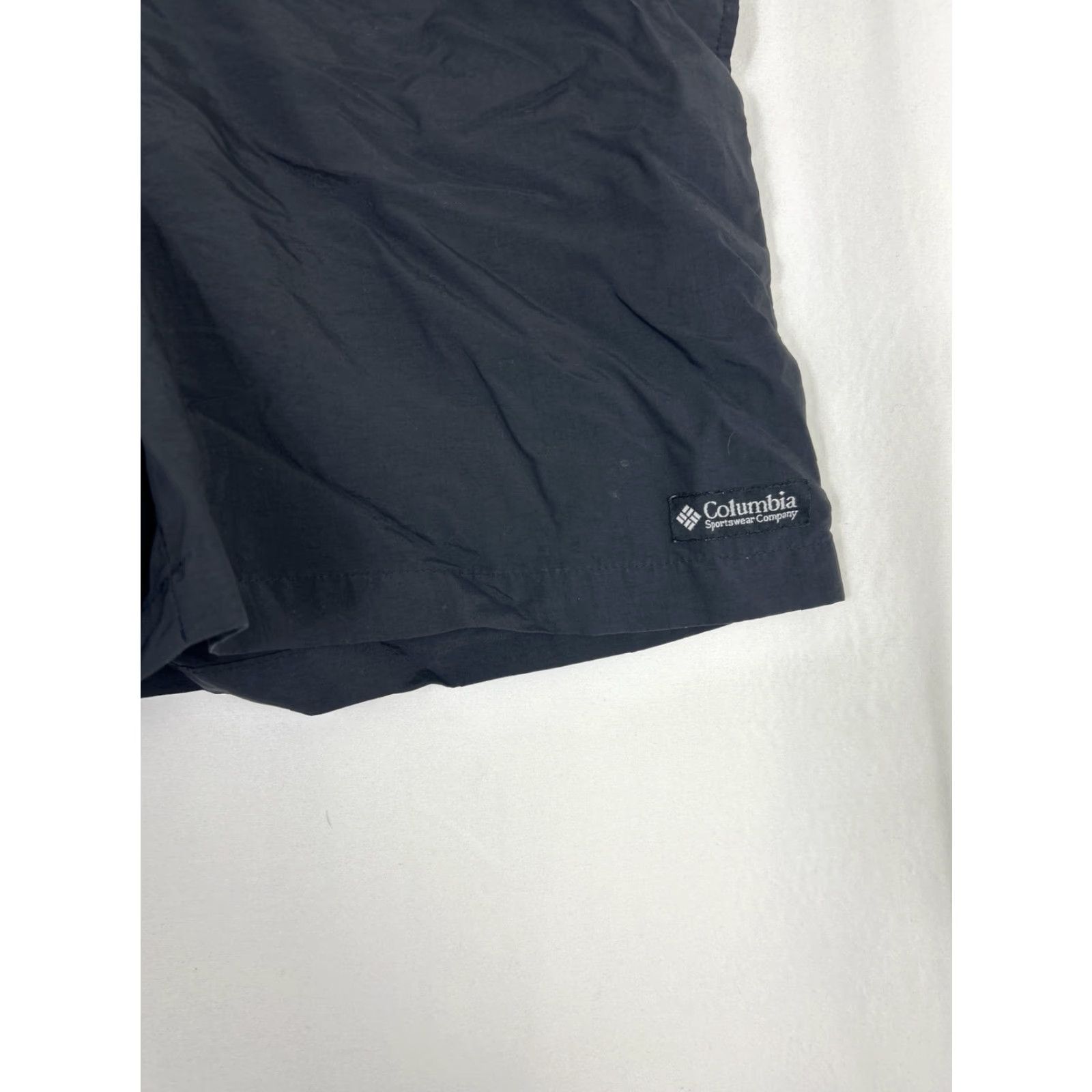 Vintage Columbia Womens Bermuda Shorts Black Nylon Hiking M with Pockets - Regular, Medium Size 32" / US 10 / IT 46 - 3 Thumbnail