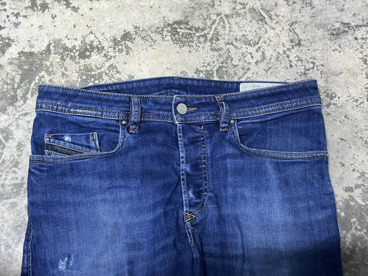 Diesel Diesel Buster Regular Slim Tapered Jeans mens Size US 33 - 3 Thumbnail