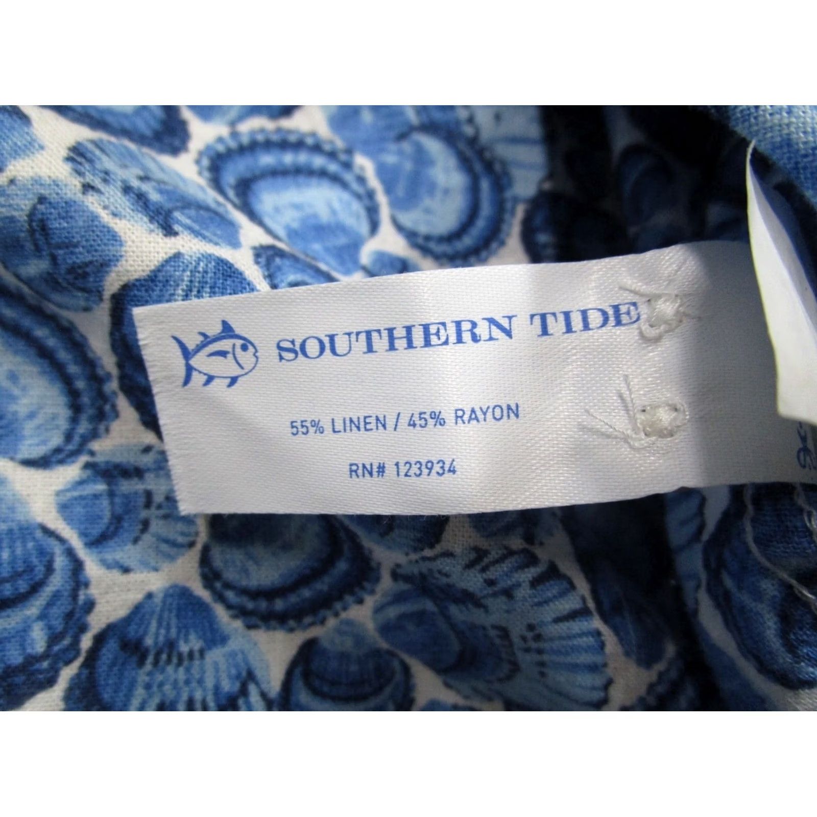 Southern Tide Southern Tide Shirt Men Large Blue Geometric Short Sleeve Linen Rayon Sea Life Size US L / EU 52-54 / 3 - 7 Thumbnail