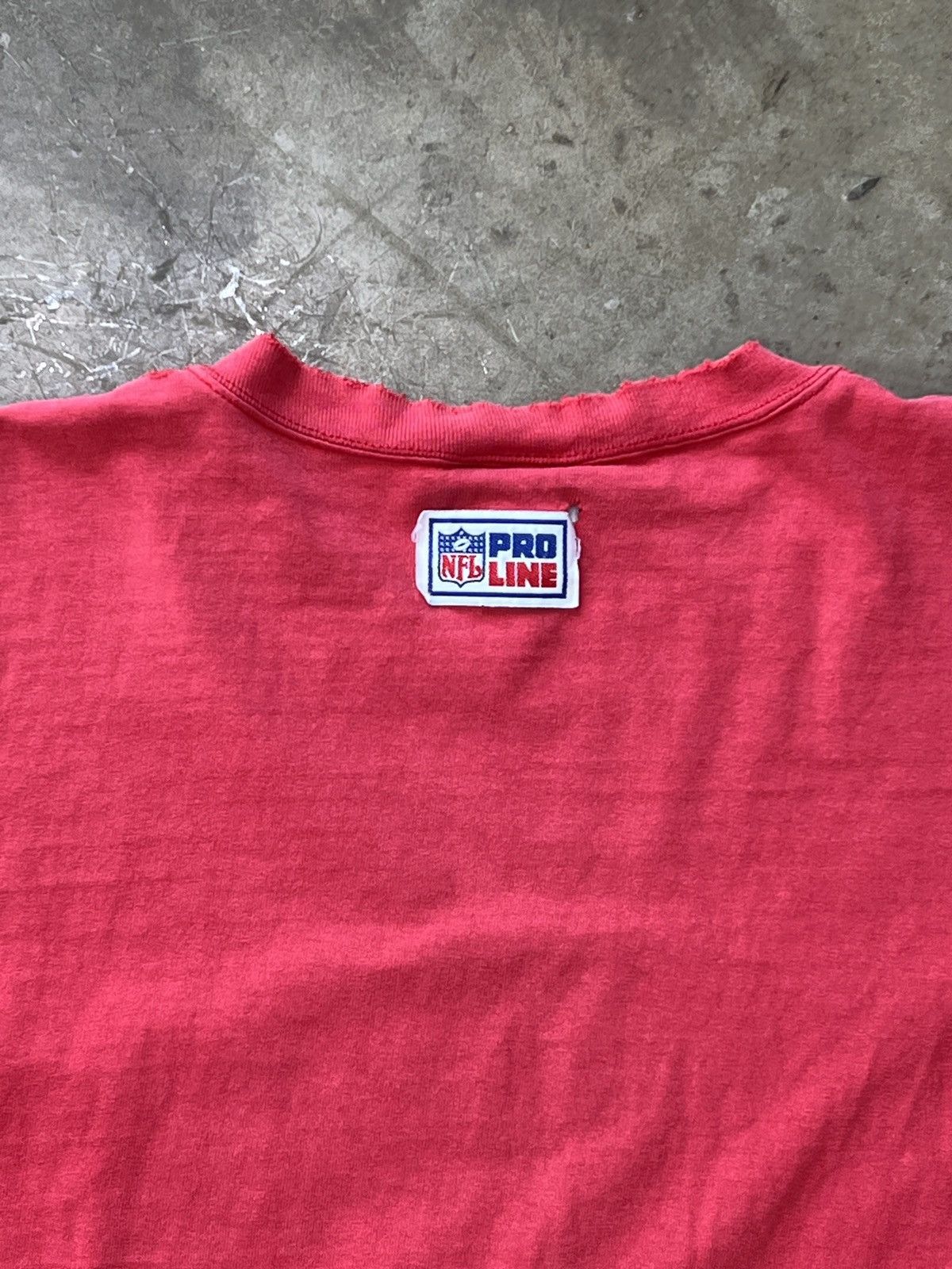 NFL × Vintage Vintage NFL 90s Tampa Bay Buccaneers Single Stitch Tee XL Size US XL / EU 56 / 4 - 9 Thumbnail