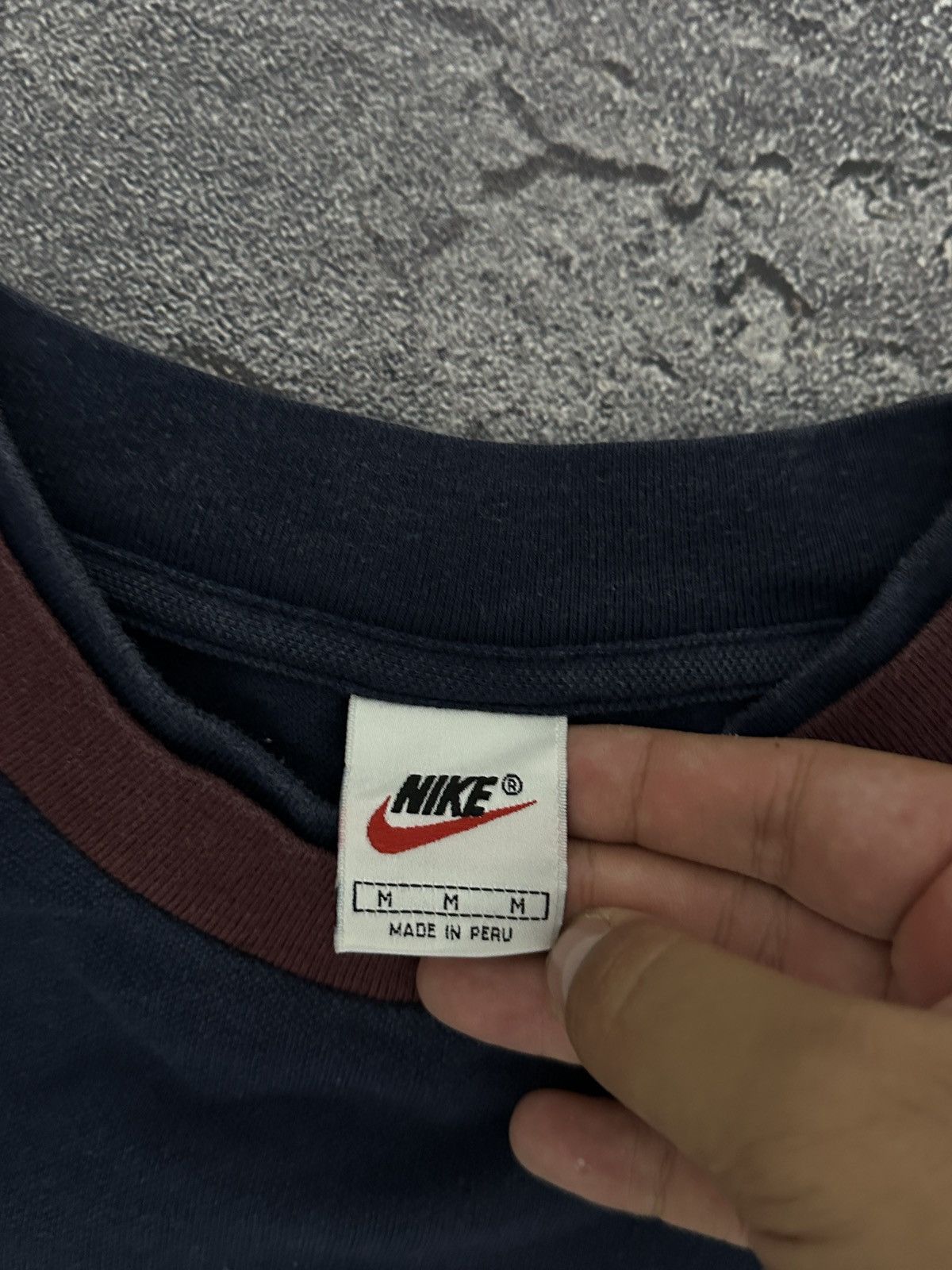 Nike × Vintage Vintage 90s NIke Embroidered Big Swoosh T-Shirt M Size Size US M / EU 48-50 / 2 - 4 Thumbnail
