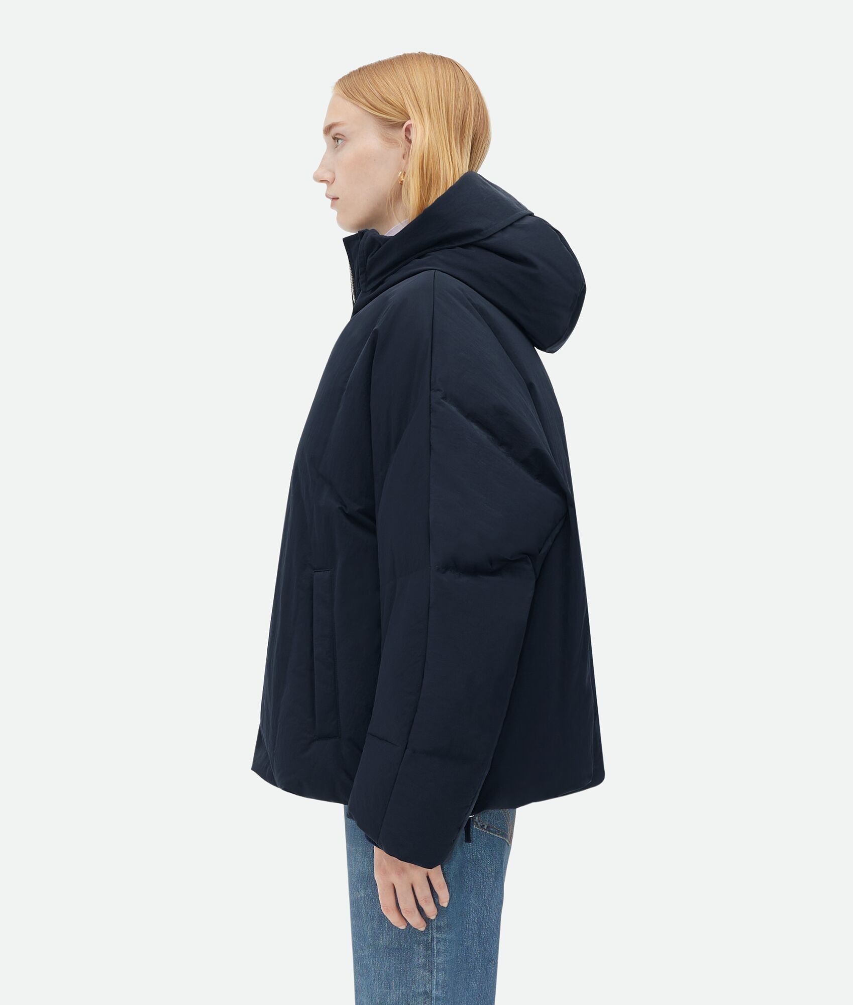 Bottega Veneta o1bcso1str0225 Tech Nylon Puffer Jacket in Dark Navy Size S / US 4 / IT 40 - 2 Thumbnail