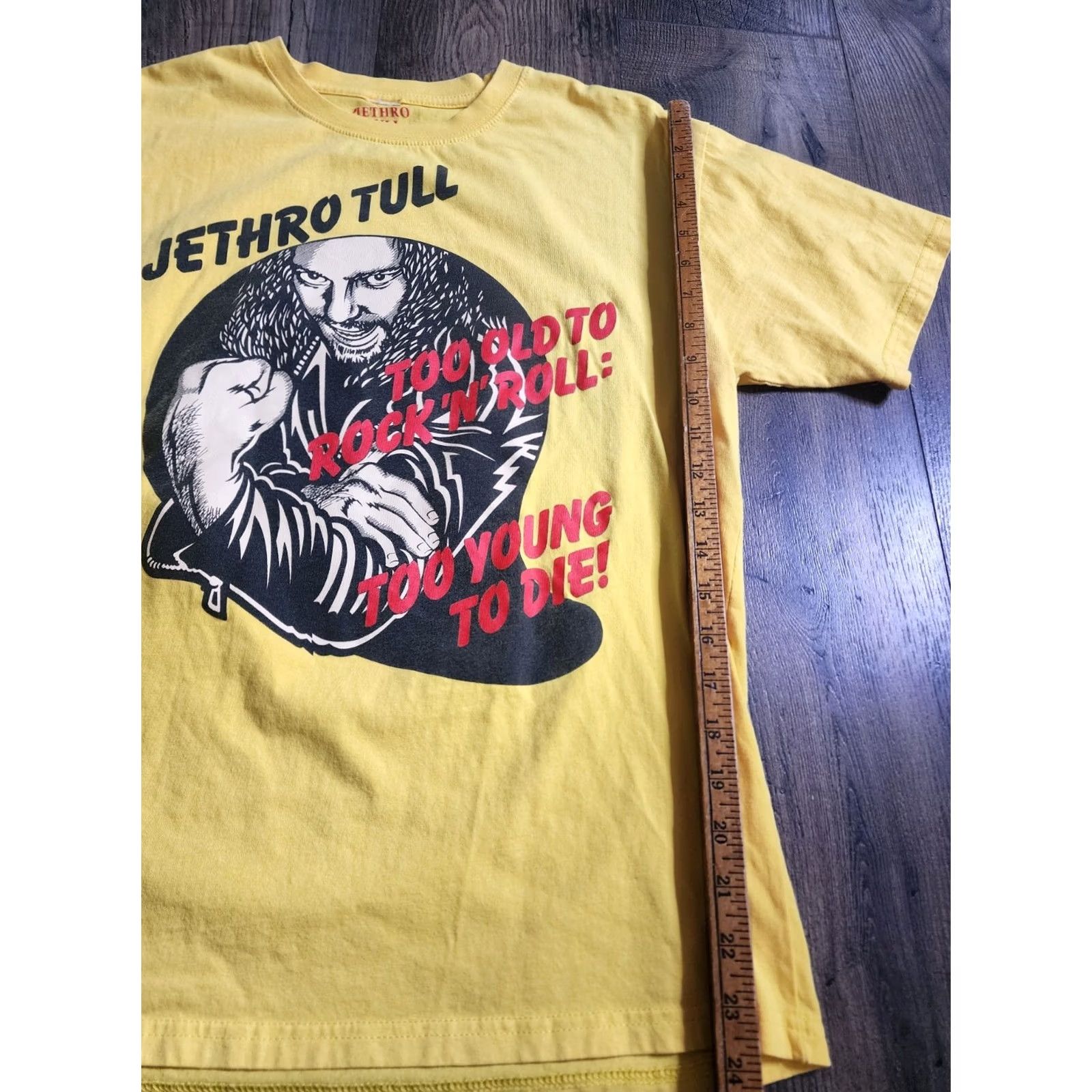 Doublet VINTAGE JETHRO TULL TOO OLD TO ROCK N ROLL Comic Book T Shirt Double Sided Mens L Yellow T-Shirt Size US L / EU 52-54 / 3 - 3 Thumbnail