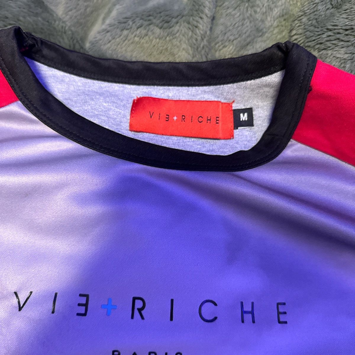 Vie + Riche Paris Vie + Riche Paris Designer T-shirt Men’s Size Medium Size US M / EU 48-50 / 2 - 3 Thumbnail