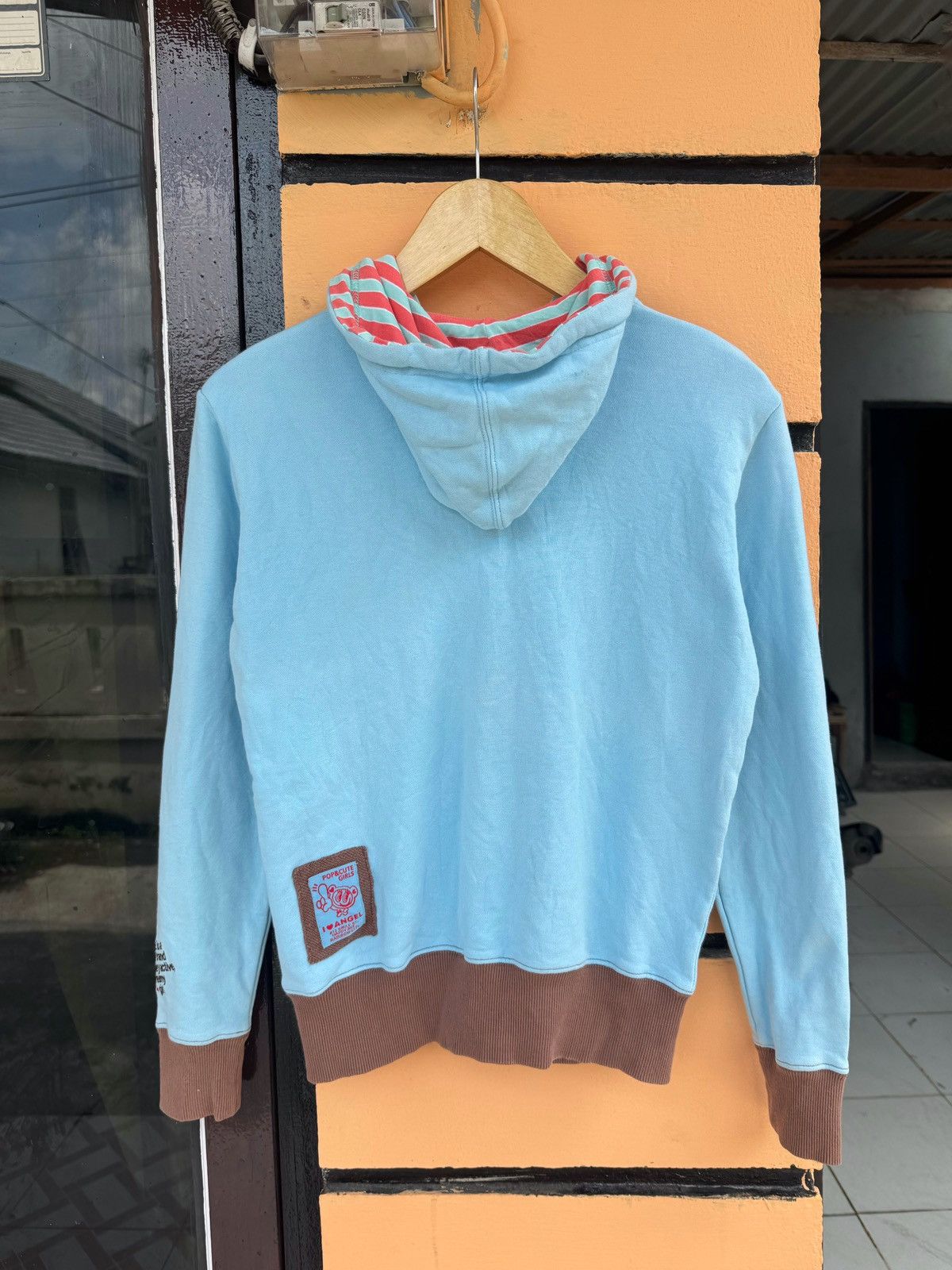 Angel Blue × Hysteric Glamour × Japanese Brand 2000s Angel Blue Donat Hoodie Size US S / EU 44-46 / 1 - 3 Thumbnail