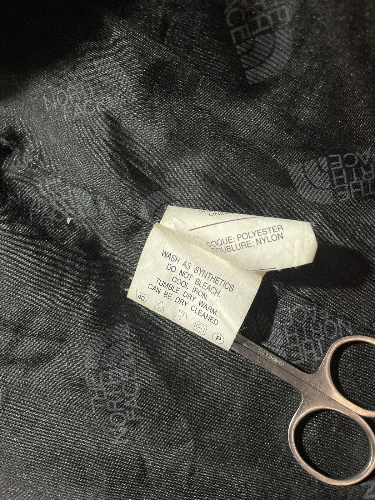 The North Face Vintage The North Face Gore-tex Women’s Stowaway Jacket Size L / US 10 / IT 46 - 14 Thumbnail