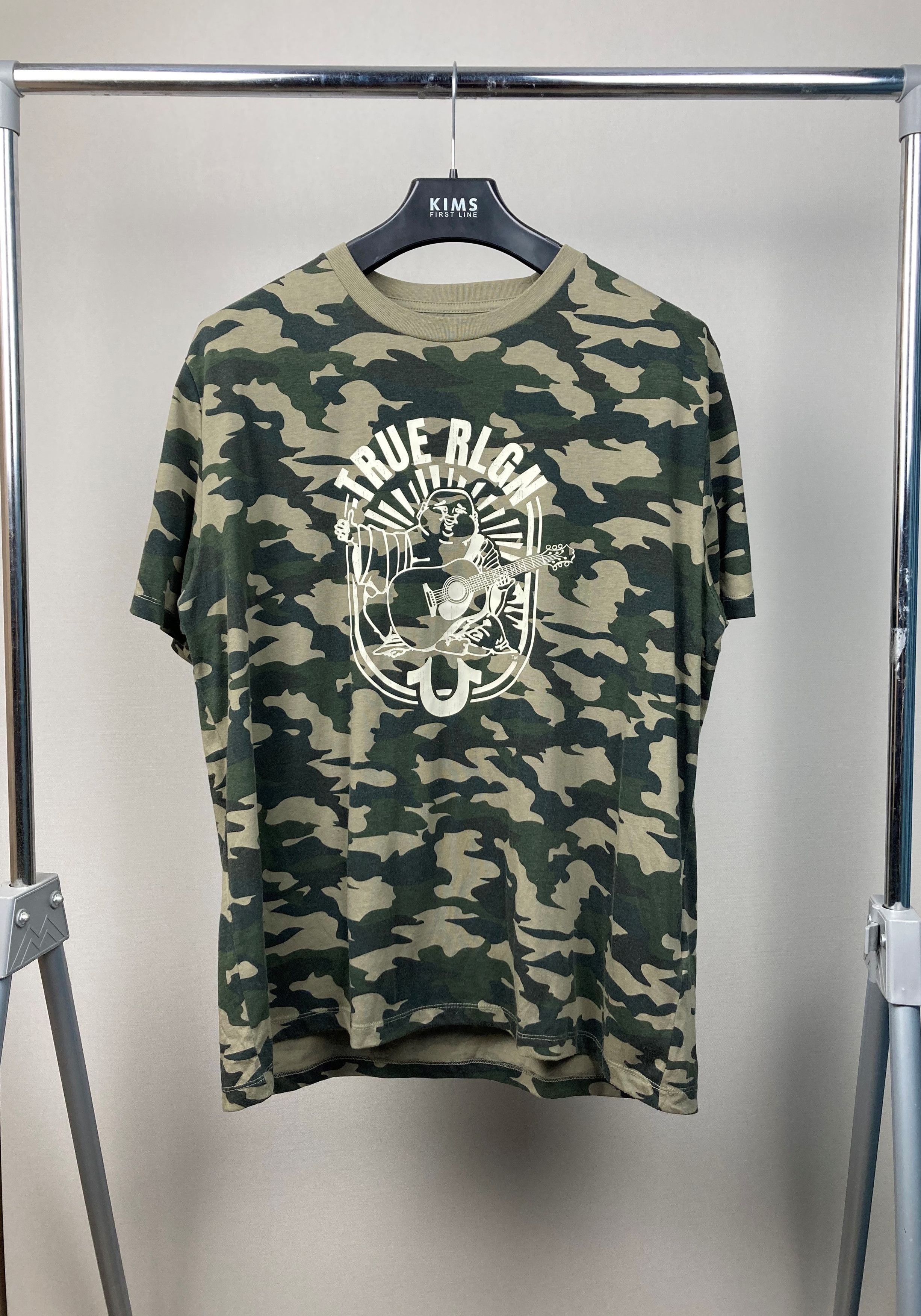 True Religion 00s VTG True Religion Big Logo Rare Camo Color TShirt Size US XL / EU 56 / 4 - 1 Thumbnail