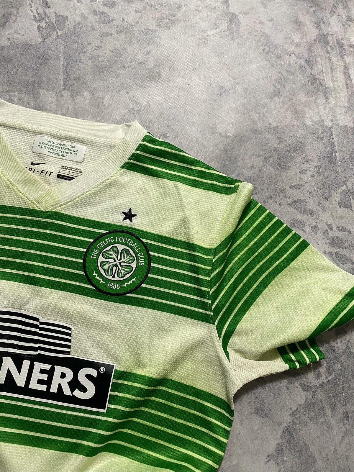 Nike × Vintage Vintage Nike Celtic soccer jersey size S logo green Size US S / EU 44-46 / 1 - 12 Thumbnail