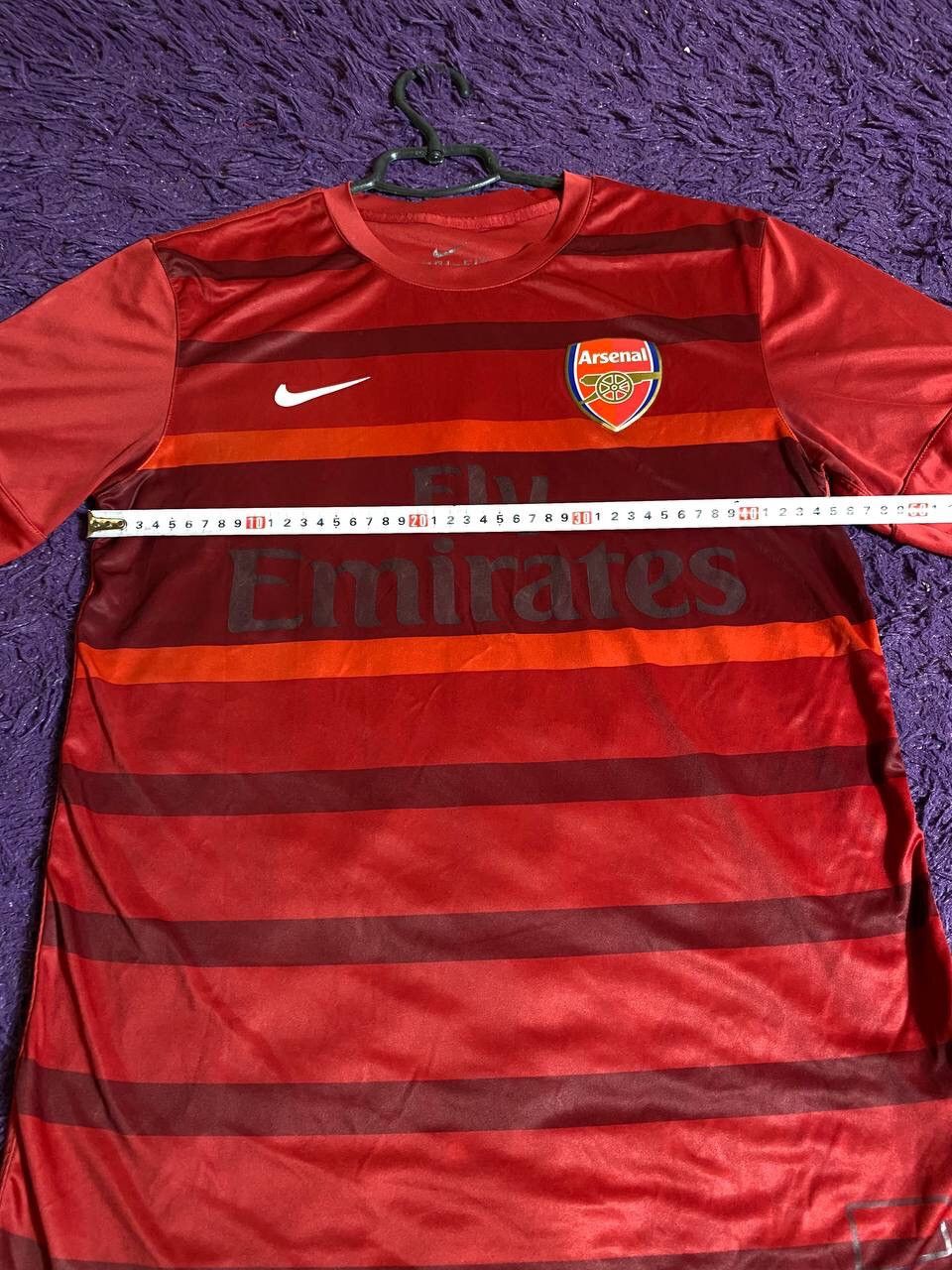 Nike × Vintage Vintage Nike Arsenal Big Graphic Logo Distressed 90’s tee Size US S / EU 44-46 / 1 - 16 Thumbnail