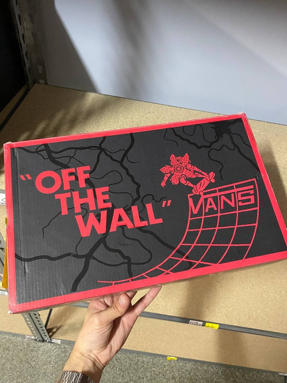 Vans VANS Stranger Things x Sk8- Reissue Limited Edition Size US 10.5 / EU 43-44 - 7 Thumbnail