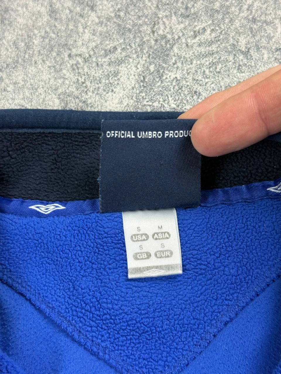 Umbro 90s Umbro Chelsea Fleece 1/3 zip Jacket Size US S / EU 44-46 / 1 - 5 Thumbnail