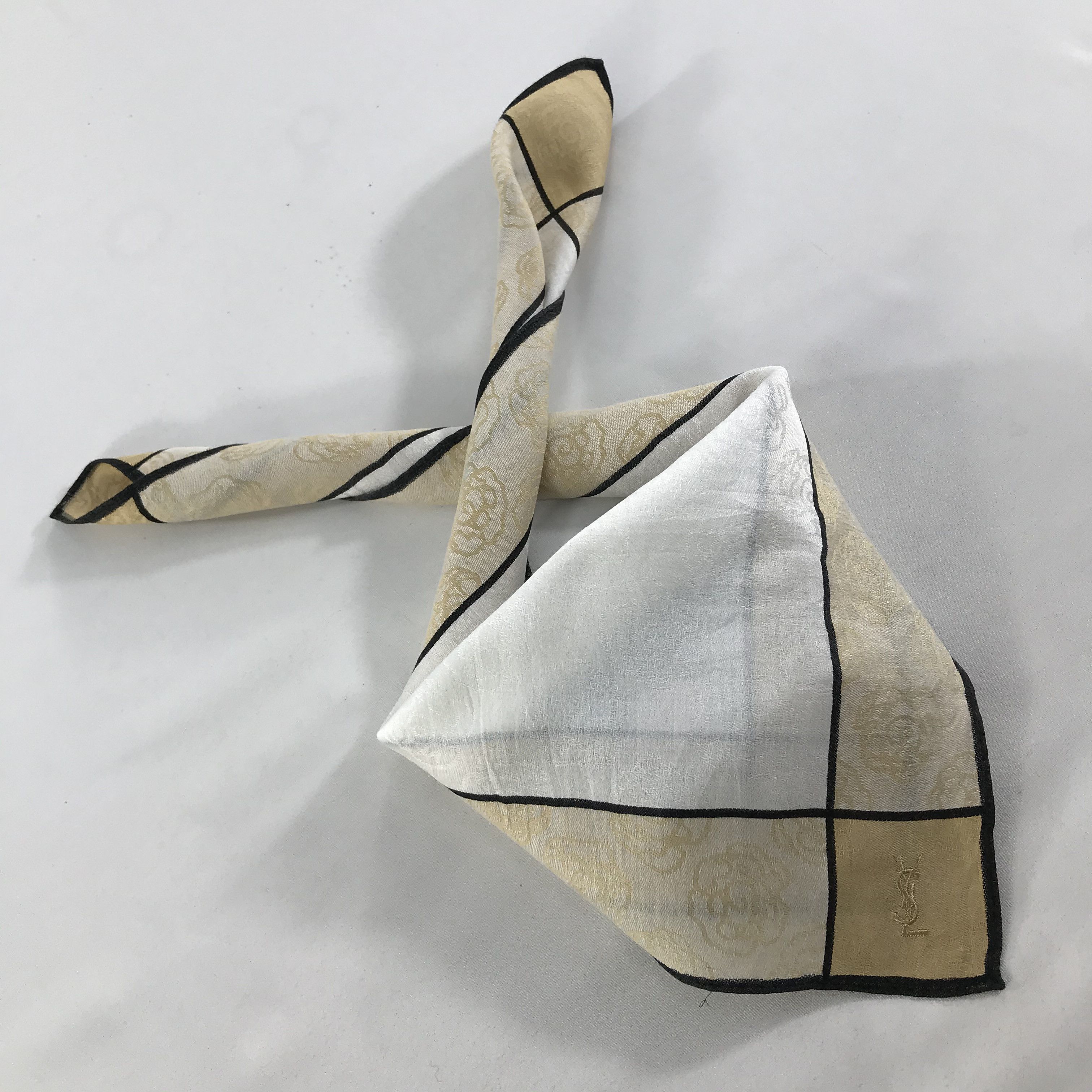 Vintage × Yves Saint Laurent Yves Saint Laurent Bandana / Handkerchief/Neckerchief -S1352 Size ONE SIZE - 4 Thumbnail