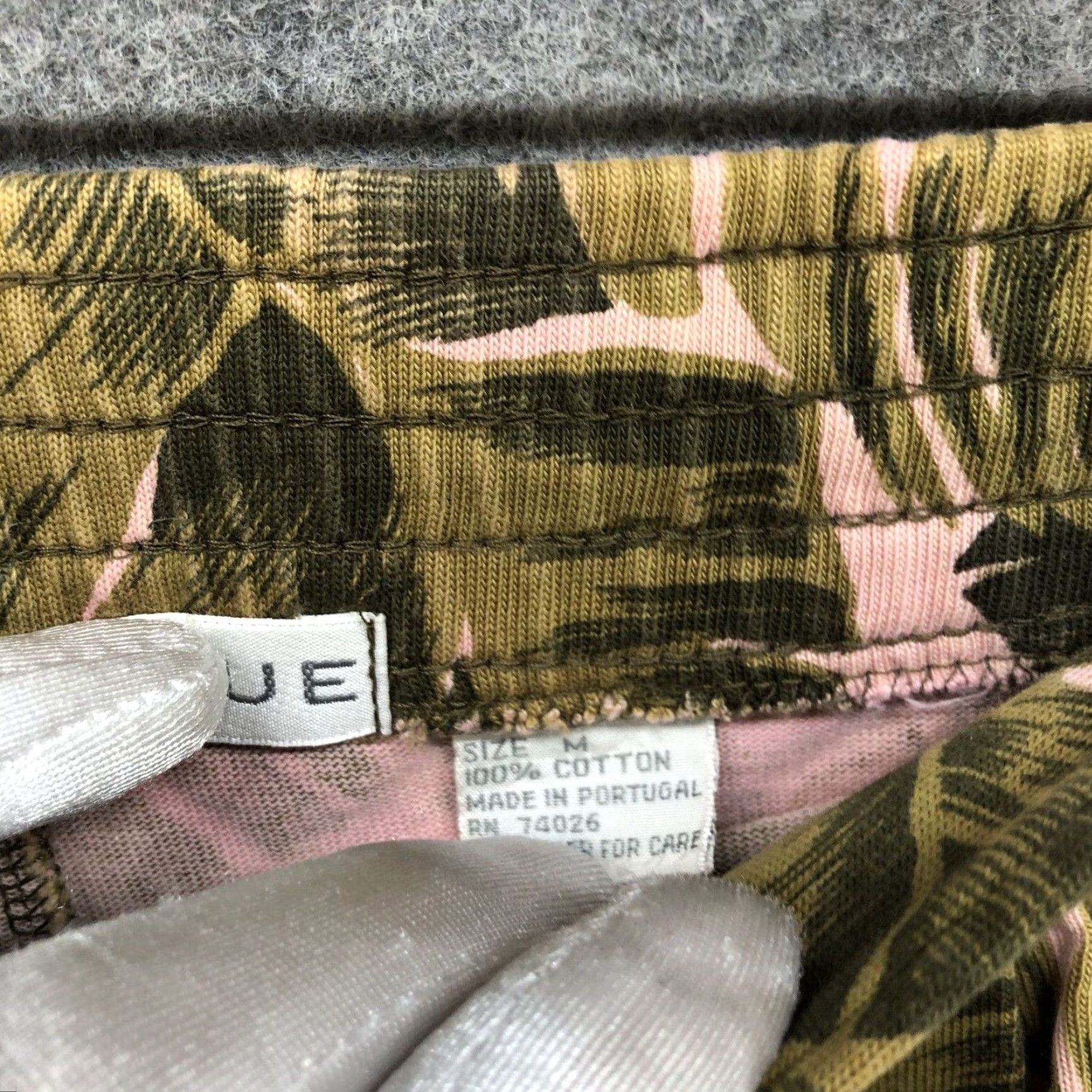 Liz Claiborne VINTAGE Liz Claiborne Pants Womens M High Waisted Pleated Crop Wide-Leg Casual Cropped Floral Hawaiian Tropical Knit Cotton Green Button? Size 32" / US 10 / IT 46 - 6 Thumbnail