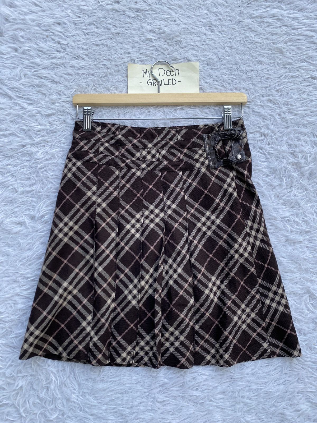 Burberry Rare Vintage Burberry Checkered Mini Skirt Size 28" / US 6 / IT 42 - 1 Thumbnail