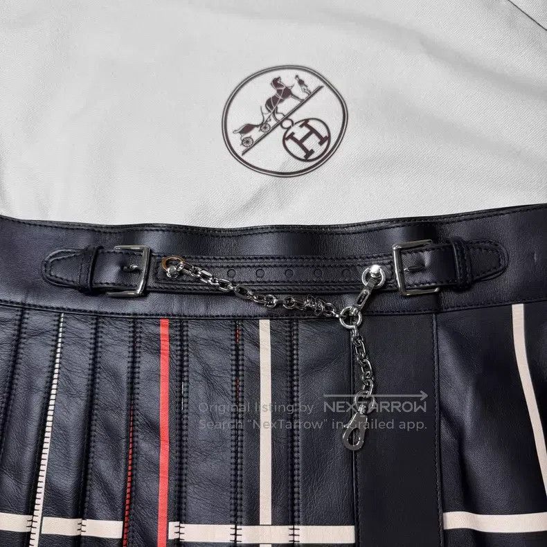 Hermes Hermes Black and Red Leather Pleated Skirt Size 42" / US 20 - 4 Thumbnail