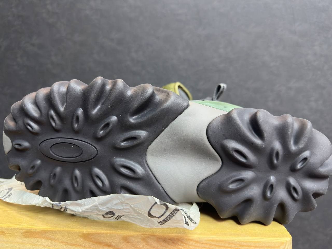 Brain Dead × Oakley Oakley Brain Dead Chop Saw Rare New Size US 8 / EU 41 - 3 Thumbnail
