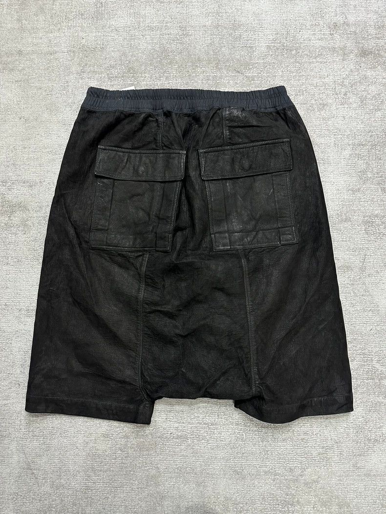 Rick Owens Rick owens size US 50 Old shorts made of sheepskin short s Size US 34 / EU 50 - 6 Thumbnail