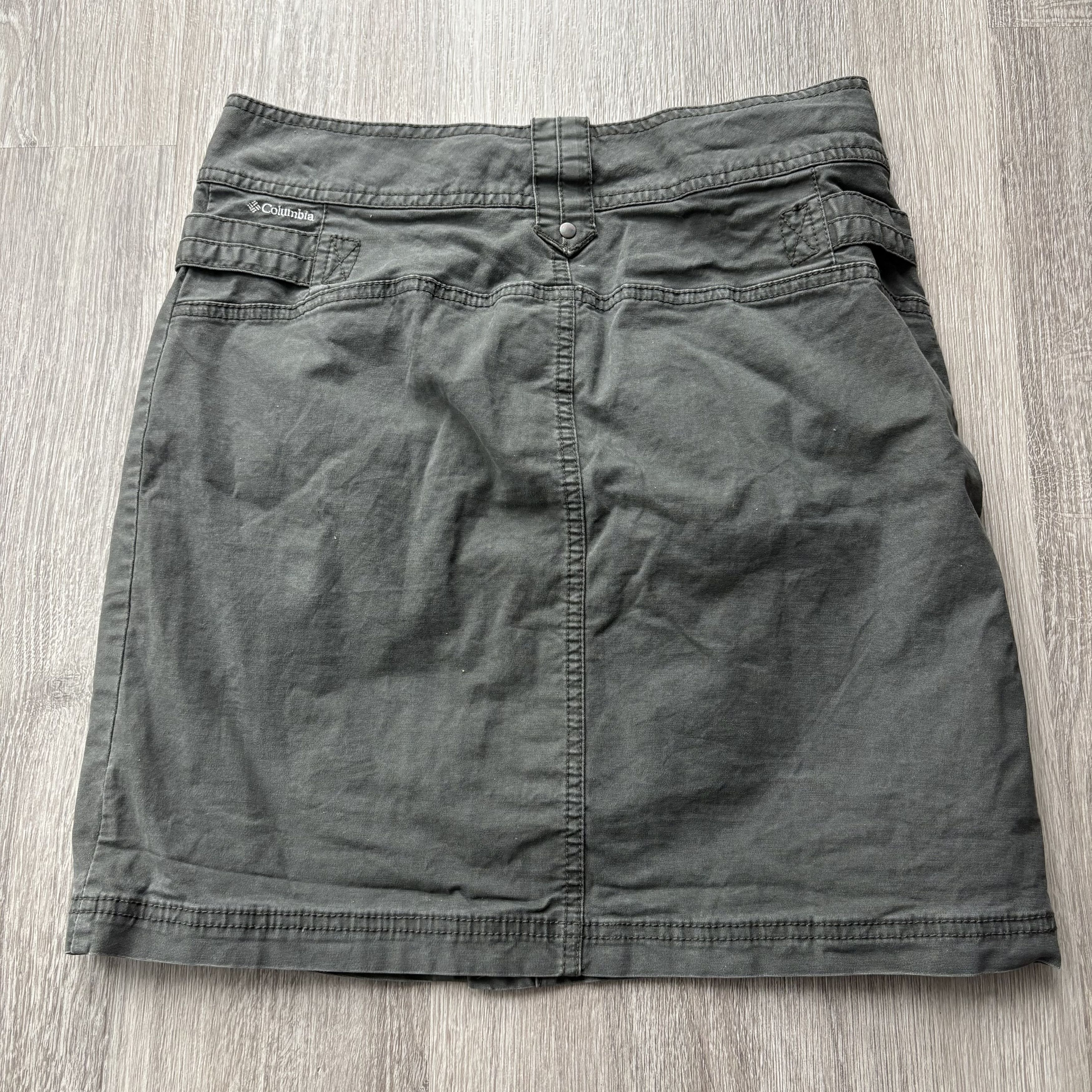 Columbia Columbia Sportswear Utility Gorpcore Mini Skirt Green 4 Size 27" / US 4 / IT 40 - 6 Thumbnail
