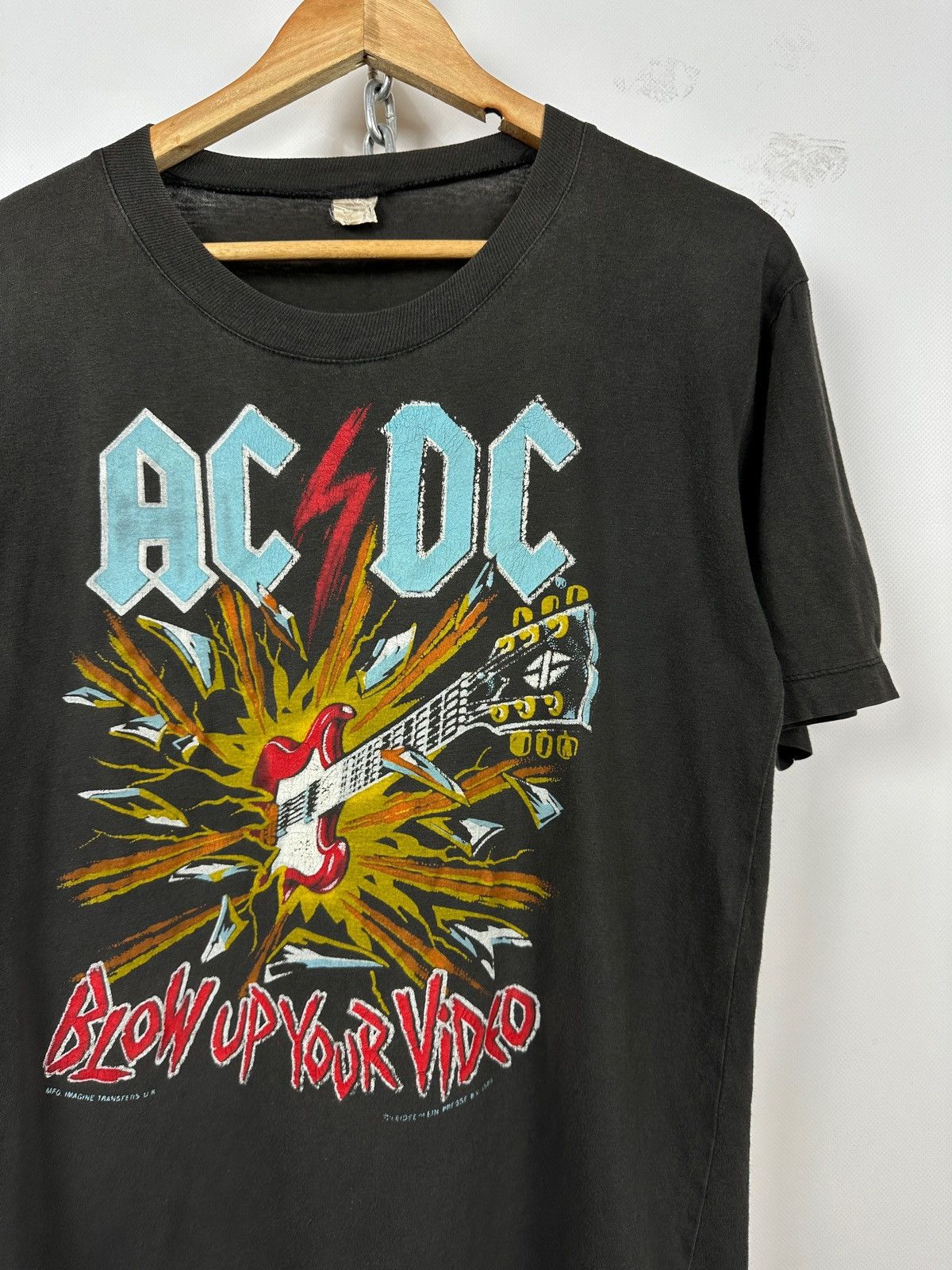 AC/DC 1988 Vintage AC/DC Blow Up Your Video Rare Band T-Shirt Size US S / EU 44-46 / 1 - 6 Thumbnail