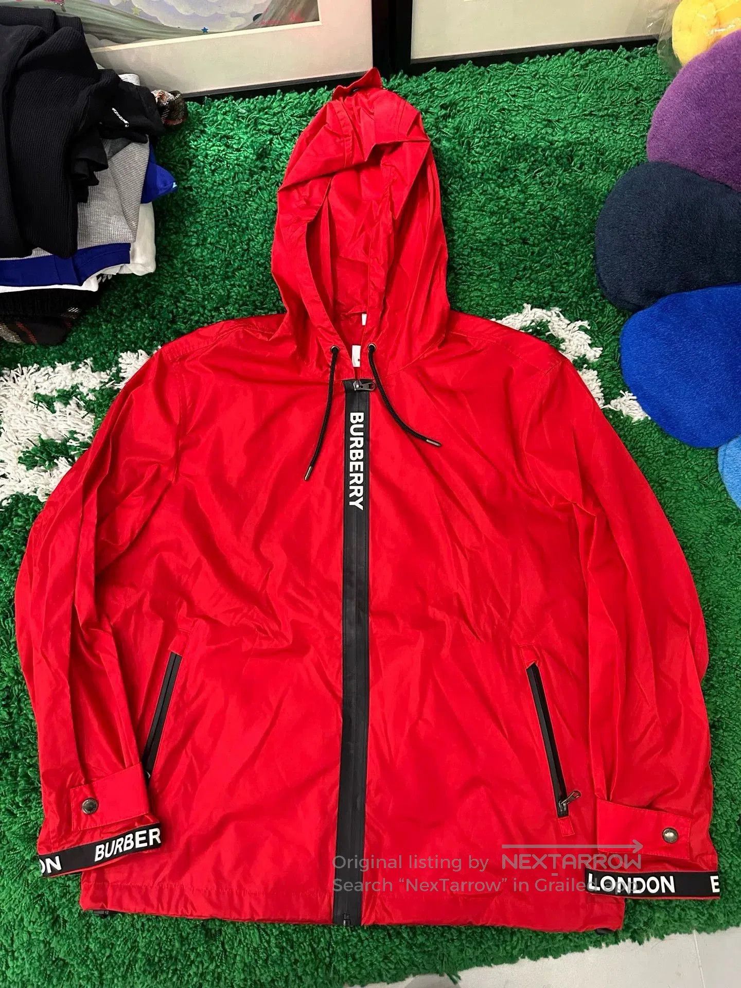 Burberry Burberry Red Sun Protection Jacket. Size US L / EU 52-54 / 3 - 3 Thumbnail