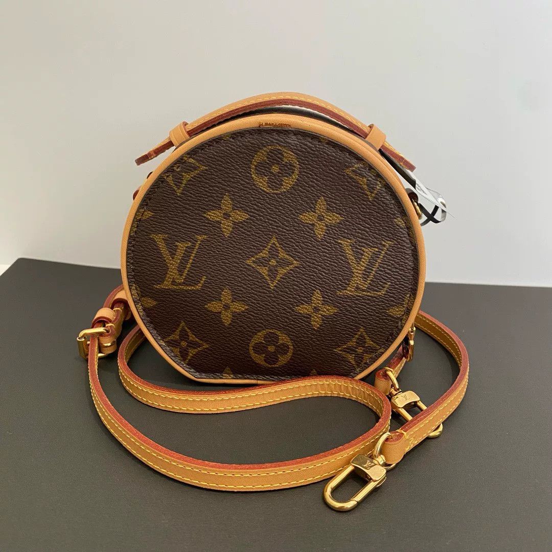 Louis Vuitton Pre-loved Bag Very good condition Size ONE SIZE - 1 Thumbnail