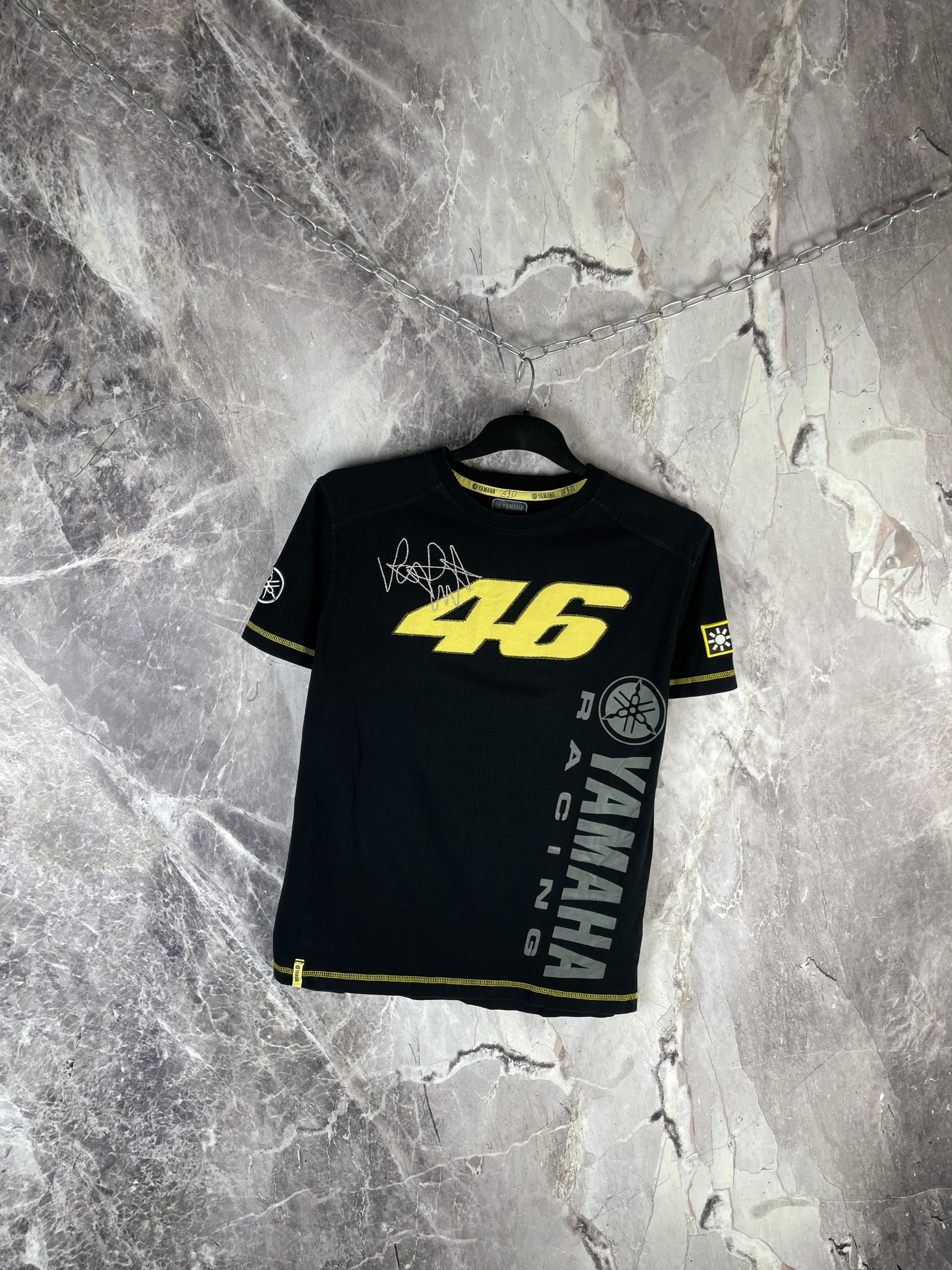 Yamaha Vintage Yamaha 46 Racing Nascar Retro T-Shirt Hype Y2K Size US S / EU 44-46 / 1 - 2 Thumbnail