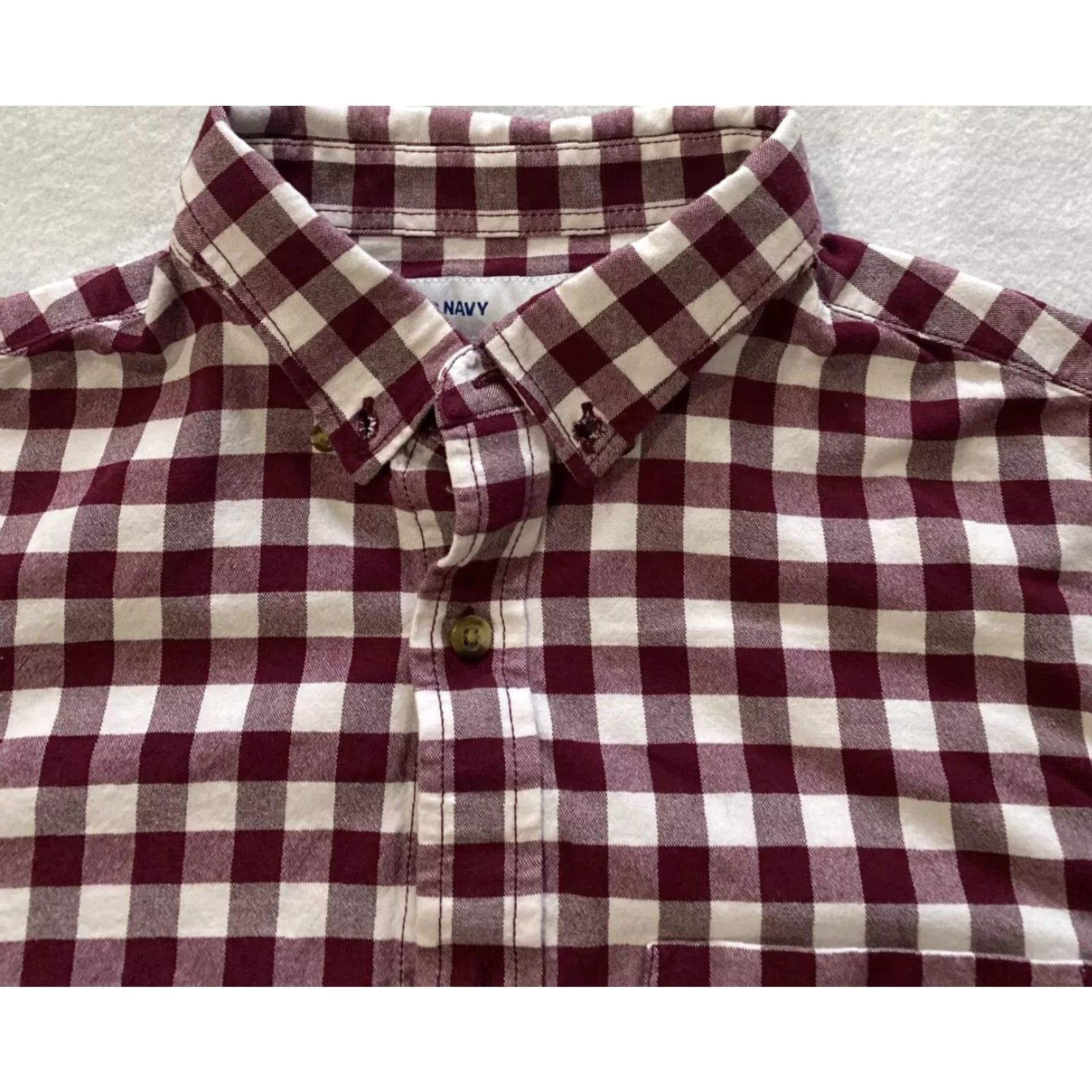 Old Navy Old Navy Button-Up Shirt Men M Red Check/24-23 Regular Fit Button-Down Collar Long Sleeve Pockets Size US M / EU 48-50 / 2 - 3 Thumbnail