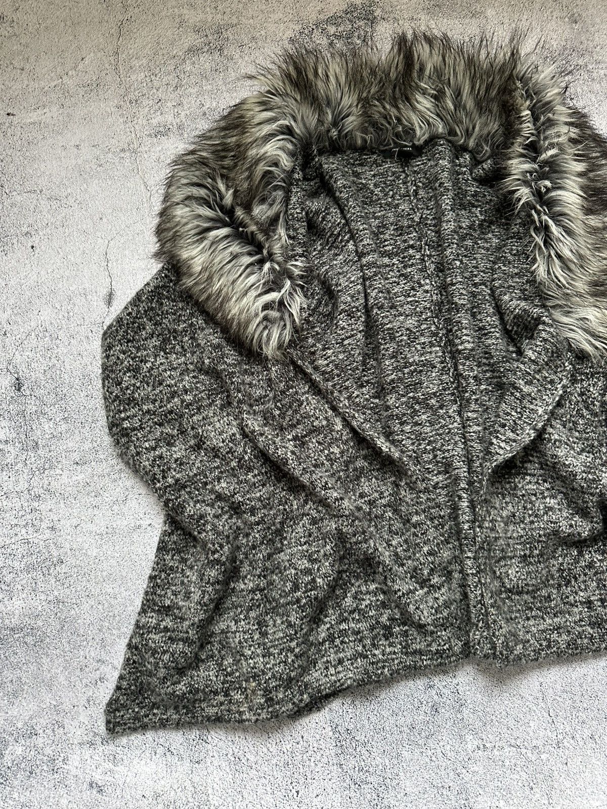 Japanese Brand Faux Fur Cape Archive Stone Style Gray Size L / US 10 / IT 46 - 4 Thumbnail