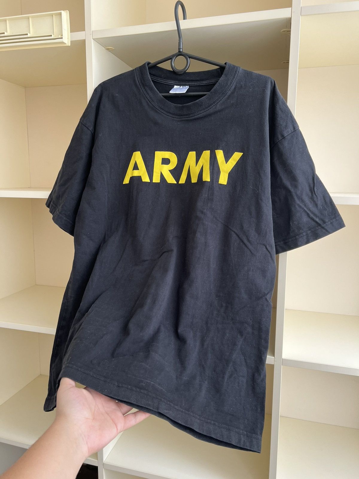 Vintage Vintage US Army T-Shirt Size XL Size US XL / EU 56 / 4 - 6 Thumbnail