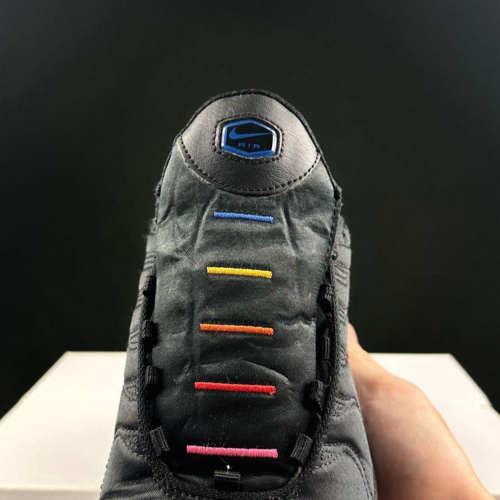 Nike 🌈 UNIQUE MULTI-STITCH BLACK NIKE TNs 🌈 Size US 8.5 / IT 38.5 - 4 Thumbnail