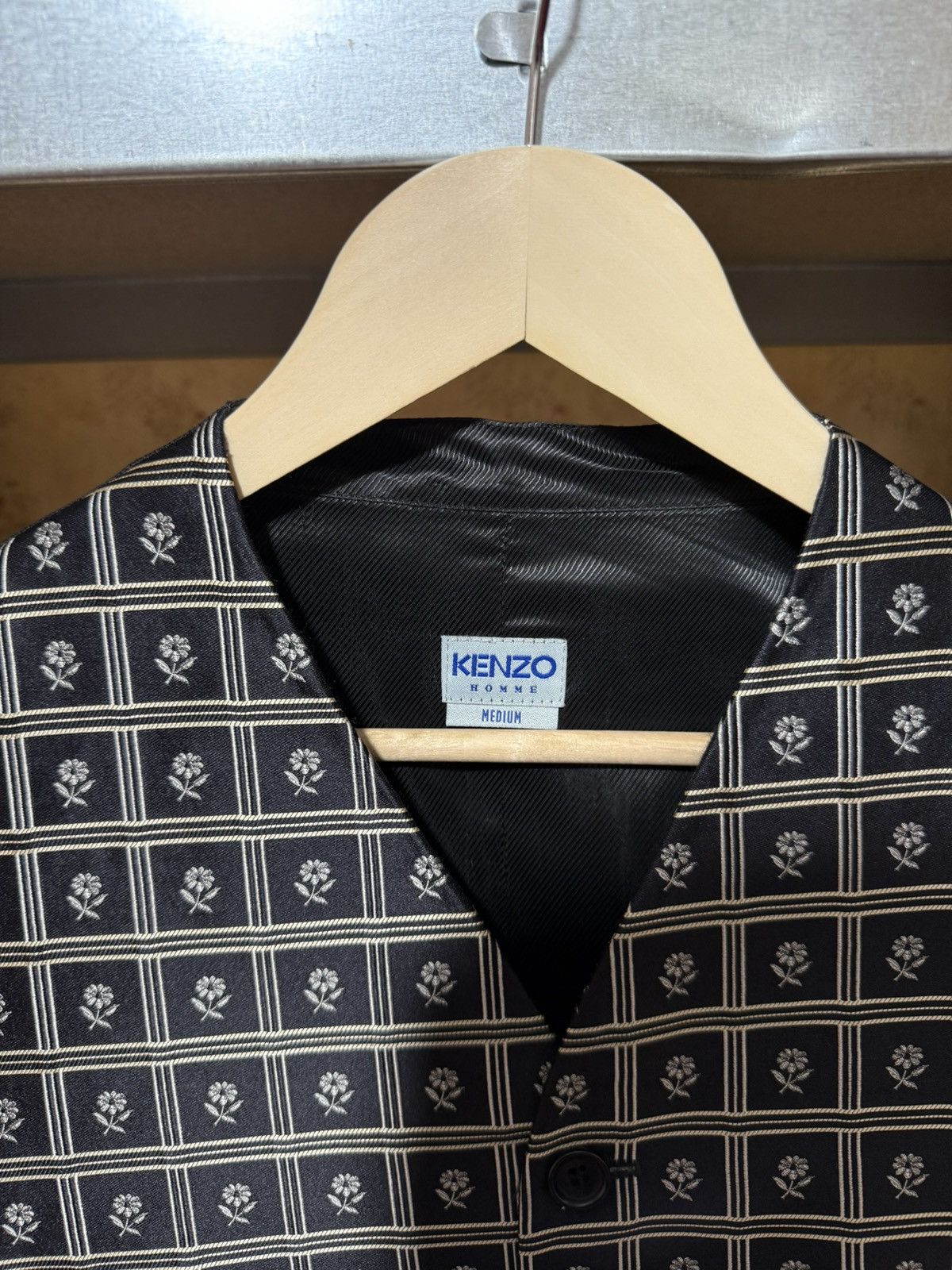 Japanese Brand × Kenzo Rare Kenzo Homme Monogram Flowers Japanese Style Hype Vest Size 48S - 4 Thumbnail