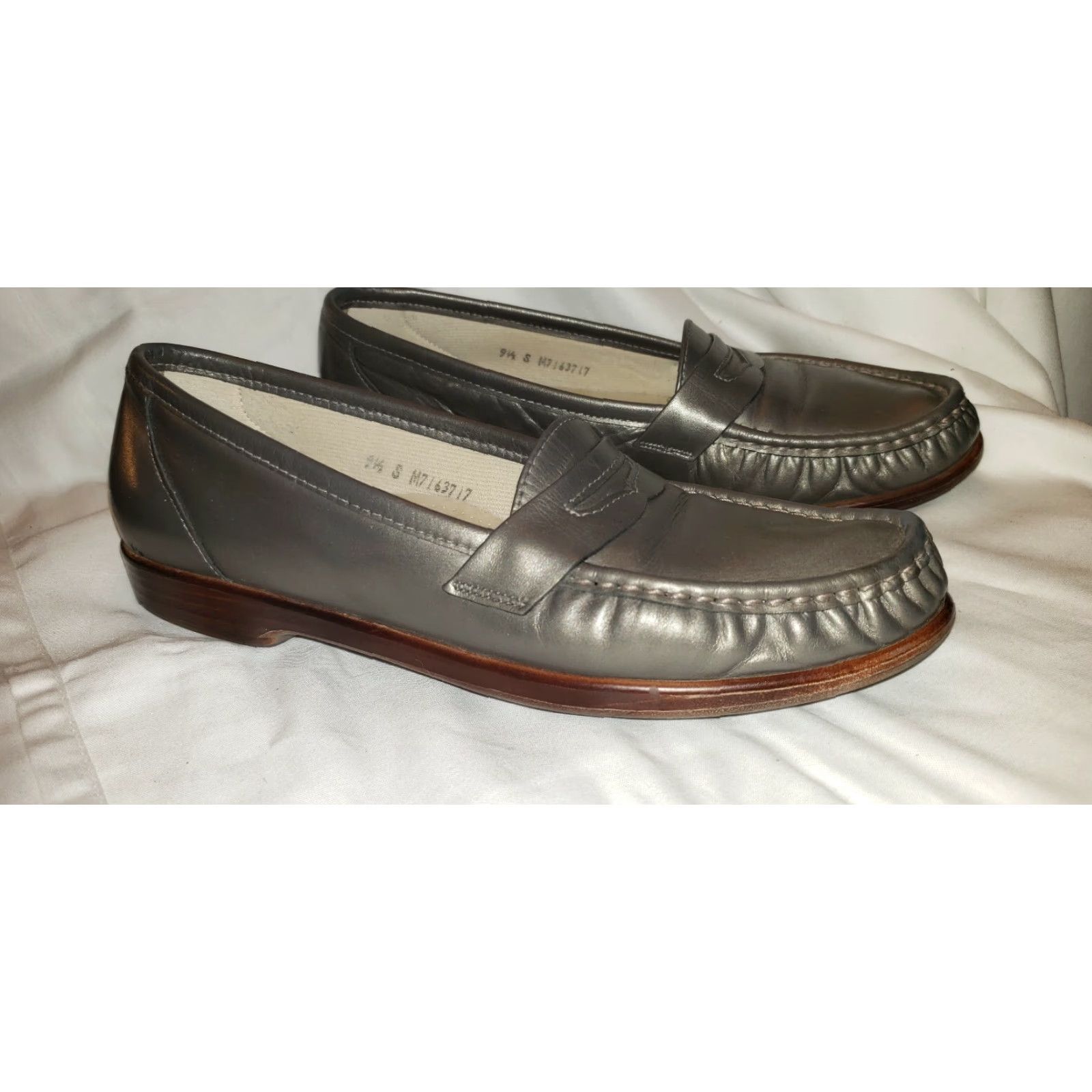 SAS SAS Women's Loafers Size 9.5 Pewter MOC TOE Leather Cushioned Tripad Comfort Casual Loafers Womens Shoes Size US 10 / IT 40 - 3 Thumbnail